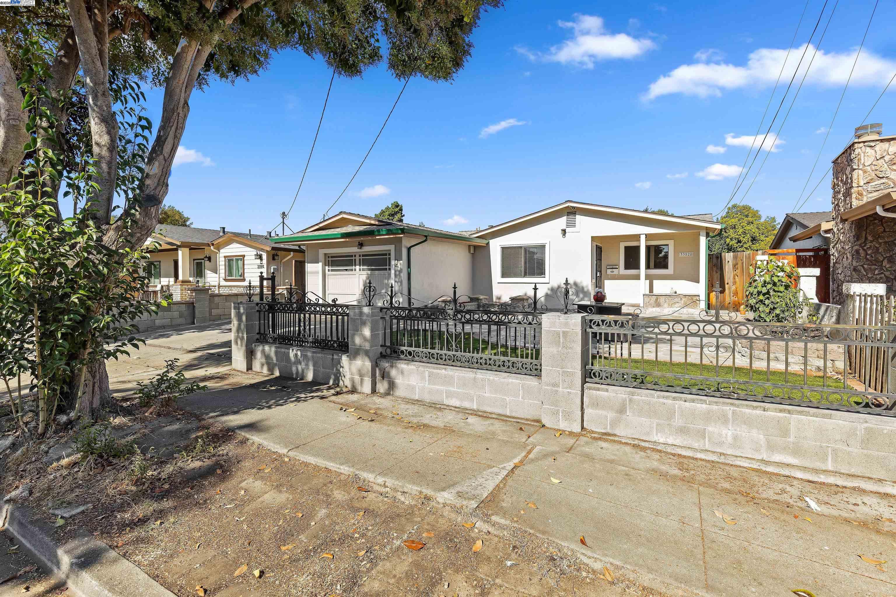 Detail Gallery Image 4 of 26 For 33528 13th Street, Union City,  CA 94587 - 3 Beds | 2 Baths