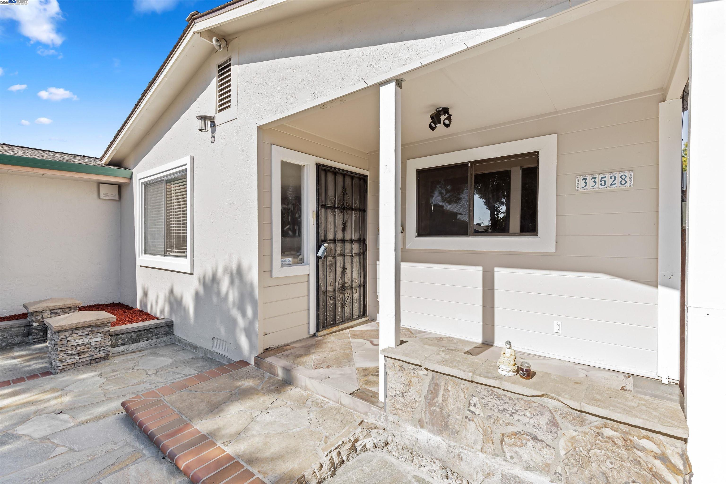 Detail Gallery Image 6 of 26 For 33528 13th Street, Union City,  CA 94587 - 3 Beds | 2 Baths