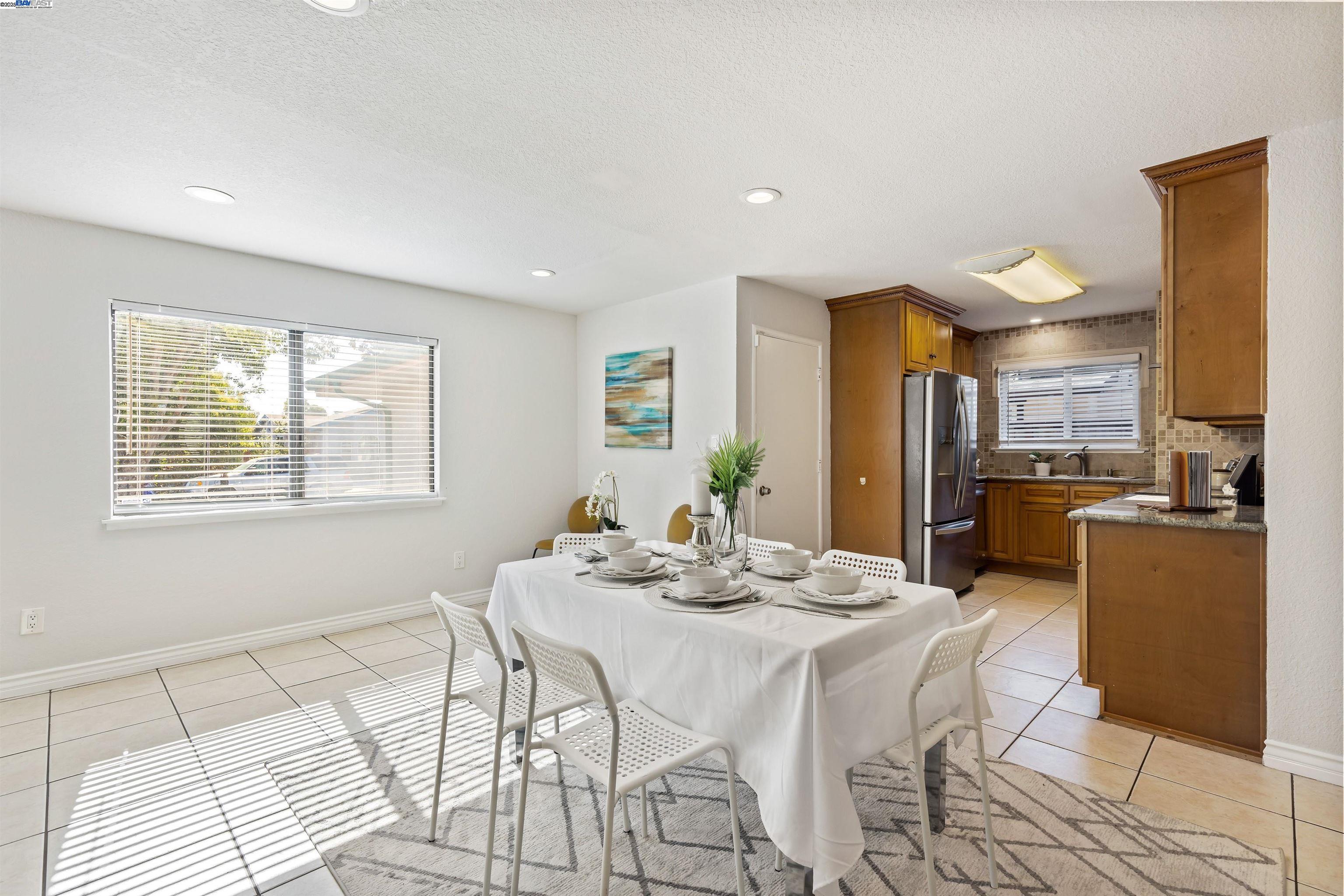 Detail Gallery Image 8 of 26 For 33528 13th Street, Union City,  CA 94587 - 3 Beds | 2 Baths