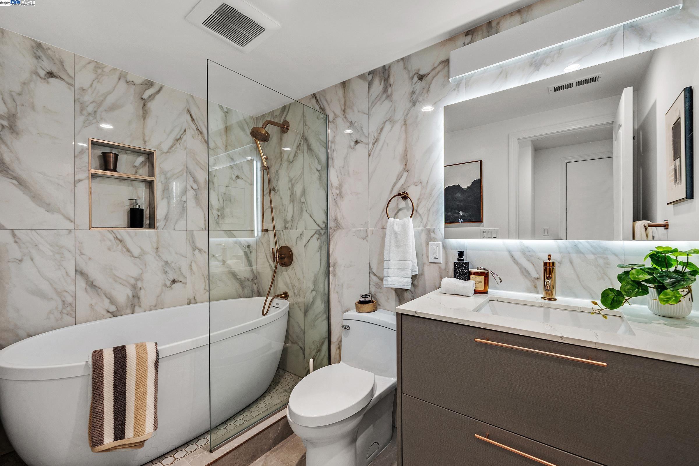 Detail Gallery Image 21 of 39 For 105 Skyview Way, San Francisco,  CA 94131 - 4 Beds | 3 Baths