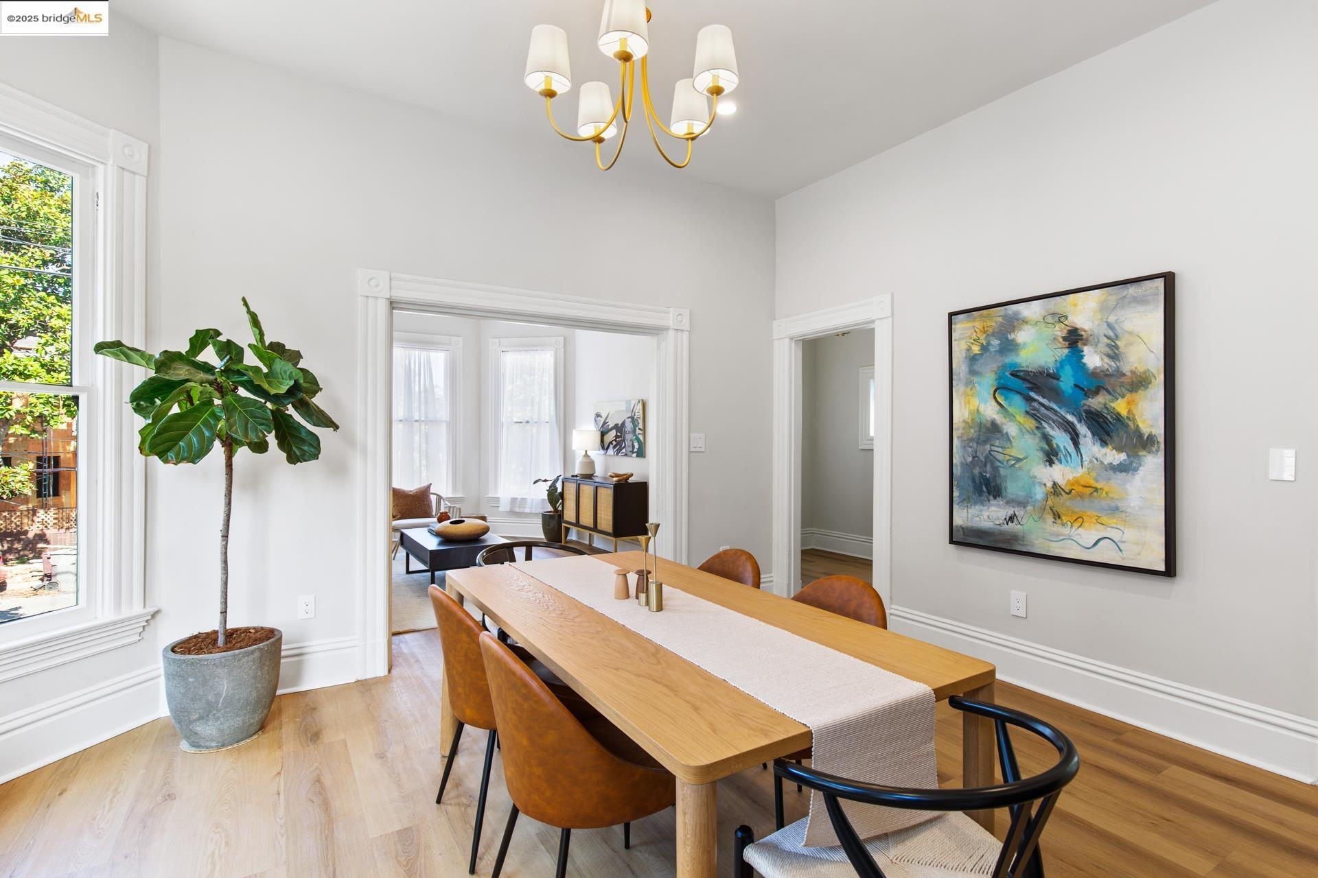 Detail Gallery Image 12 of 60 For 1023 54th St, Oakland,  CA 94608 - – Beds | – Baths