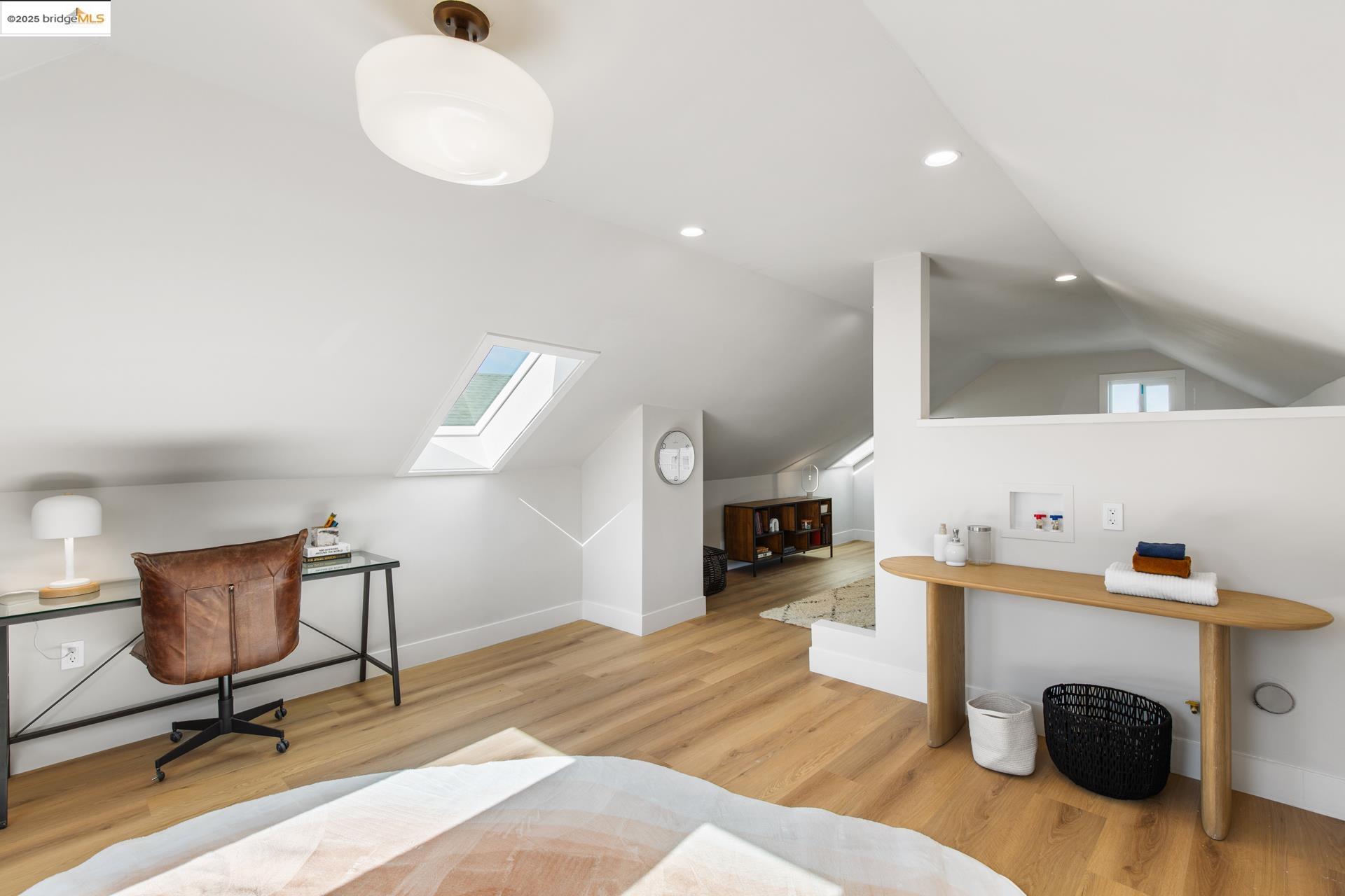 Detail Gallery Image 28 of 60 For 1023 54th St, Oakland,  CA 94608 - – Beds | – Baths