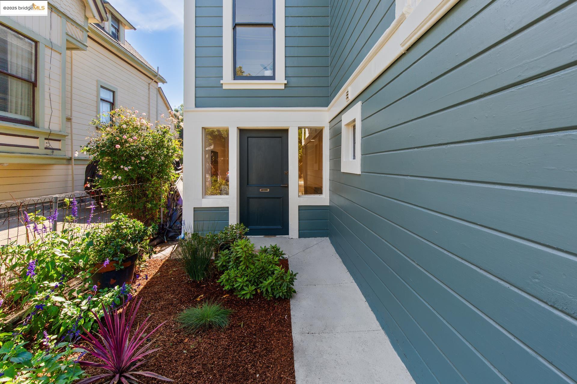 Detail Gallery Image 33 of 60 For 1023 54th St, Oakland,  CA 94608 - – Beds | – Baths