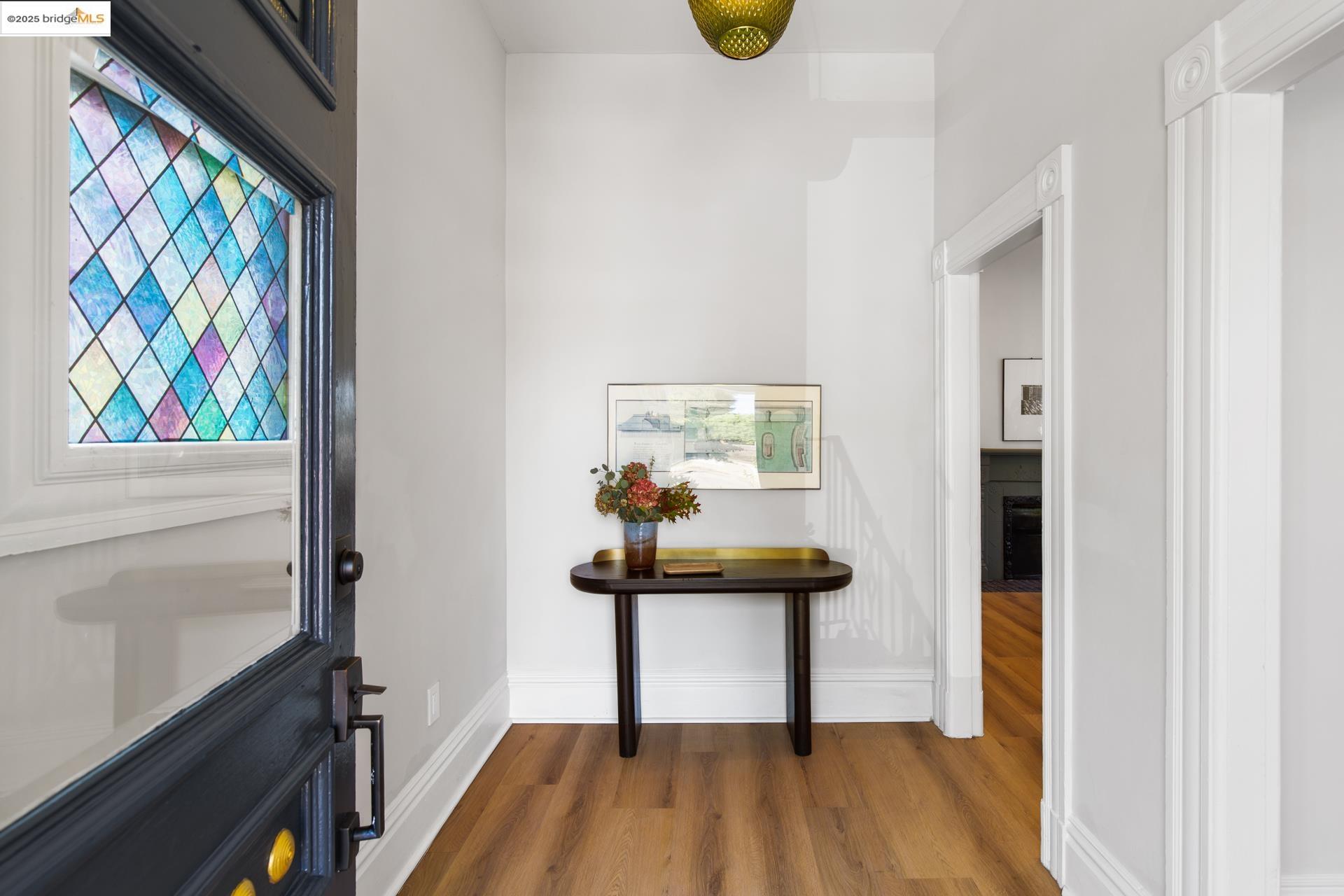 Detail Gallery Image 5 of 60 For 1023 54th St, Oakland,  CA 94608 - – Beds | – Baths