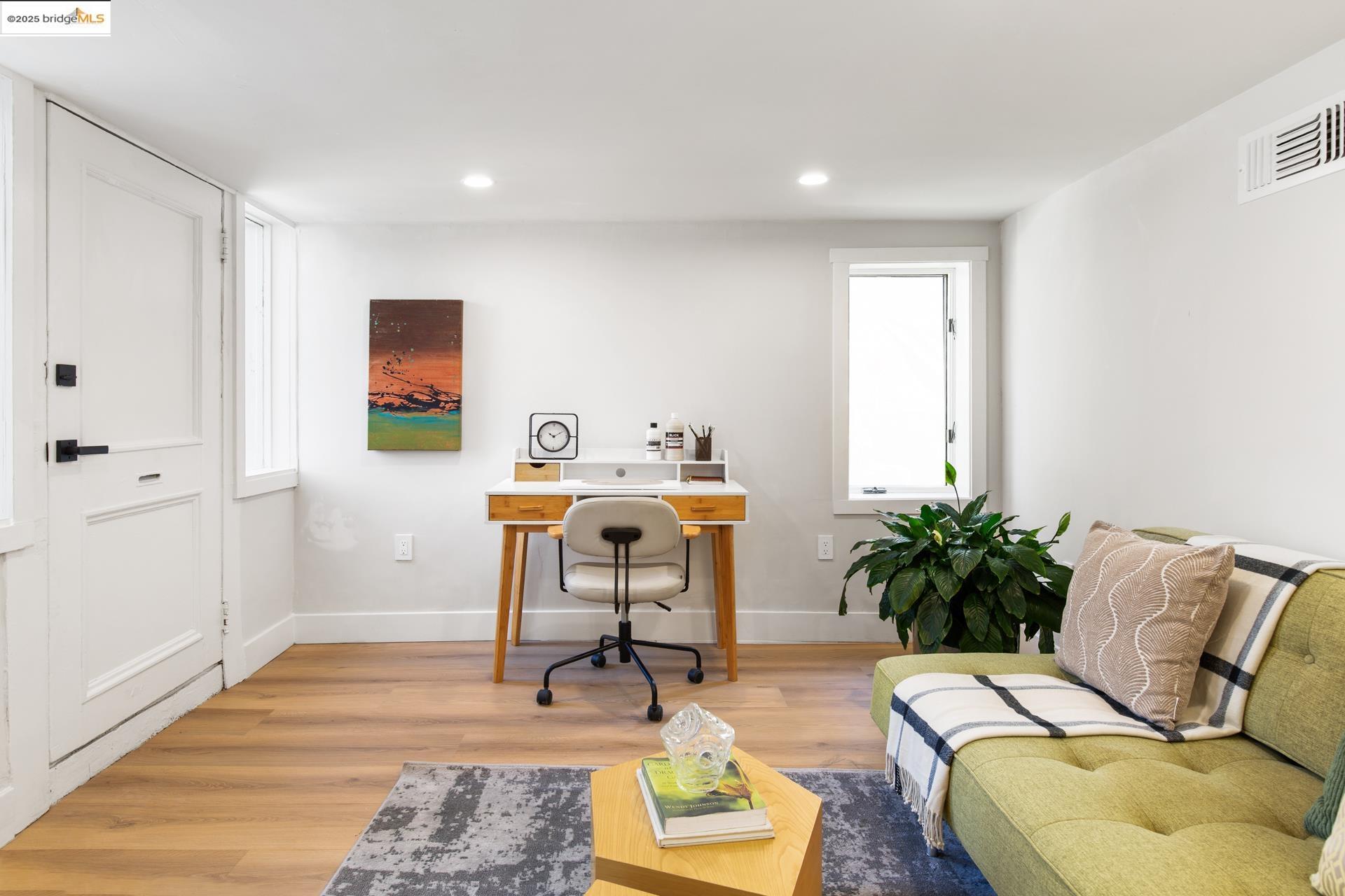 Detail Gallery Image 50 of 60 For 1023 54th St, Oakland,  CA 94608 - – Beds | – Baths