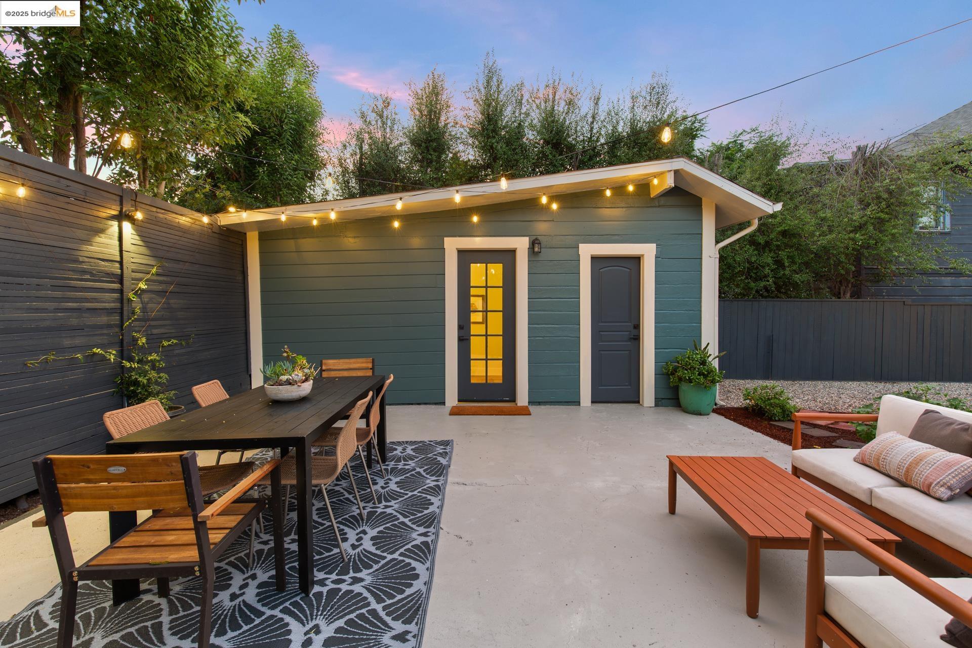 Detail Gallery Image 56 of 60 For 1023 54th St, Oakland,  CA 94608 - – Beds | – Baths