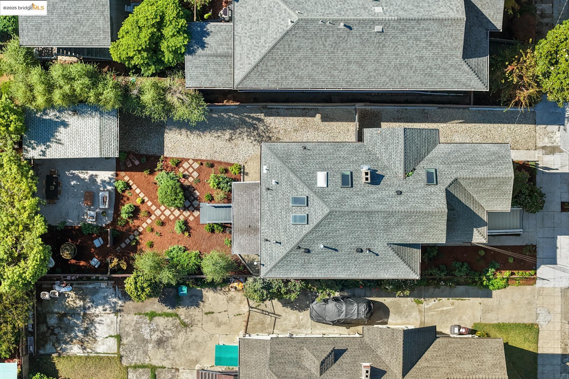 Detail Gallery Image 57 of 60 For 1023 54th St, Oakland,  CA 94608 - – Beds | – Baths