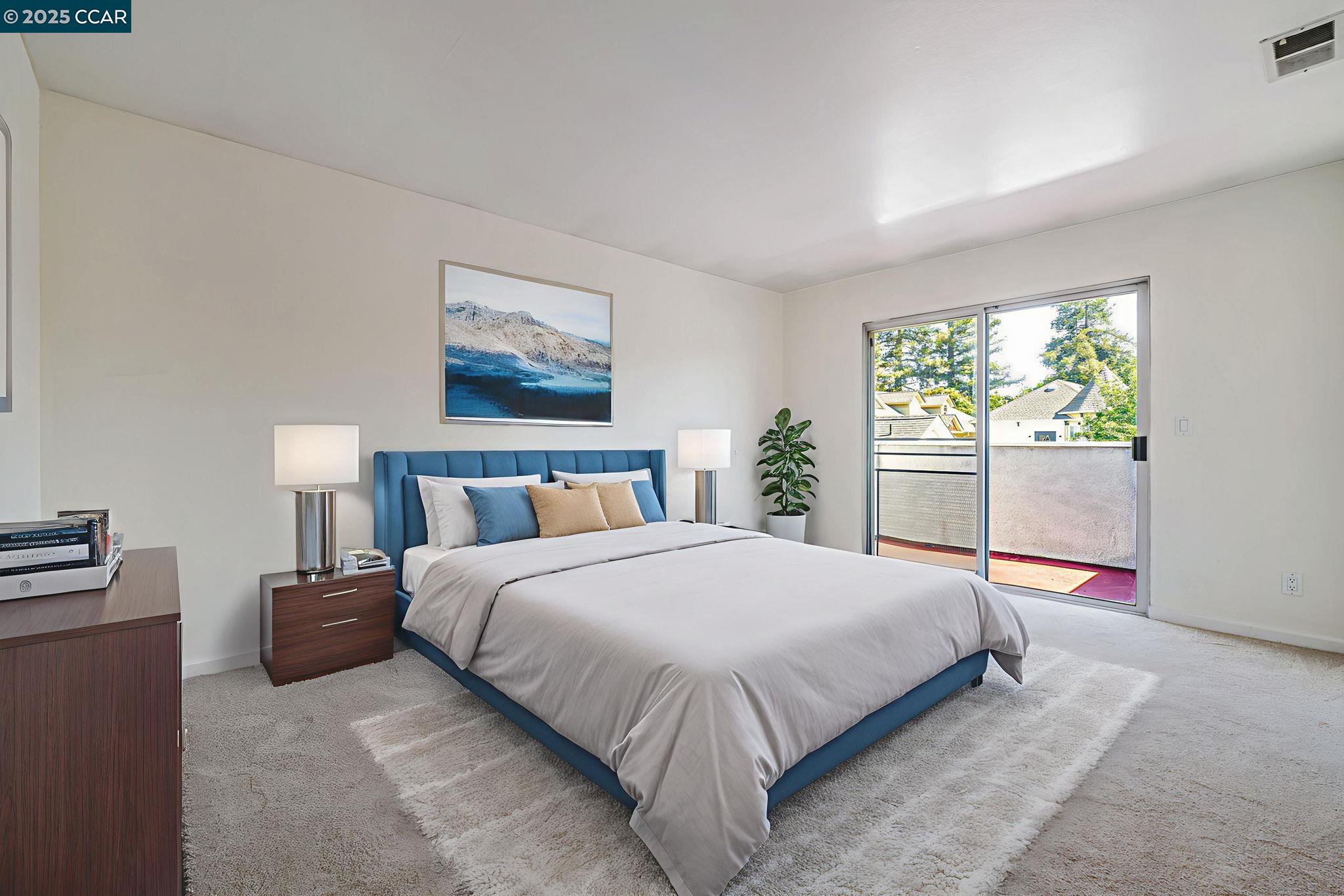 Detail Gallery Image 12 of 41 For 68 Peters Ave #6,  Pleasanton,  CA 94566 - 1 Beds | 1 Baths