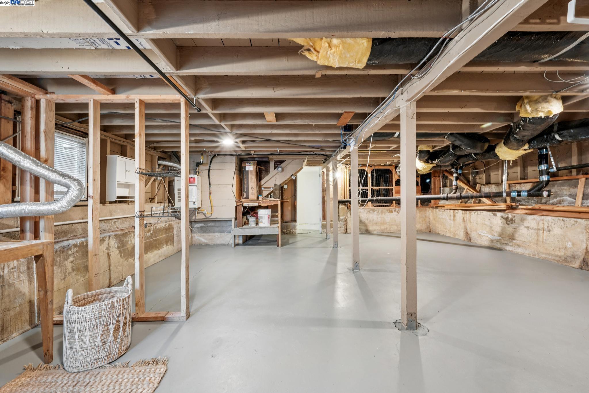 Detail Gallery Image 30 of 40 For 3764 35th Avenue, Oakland,  CA 94619 - 2 Beds | 1 Baths