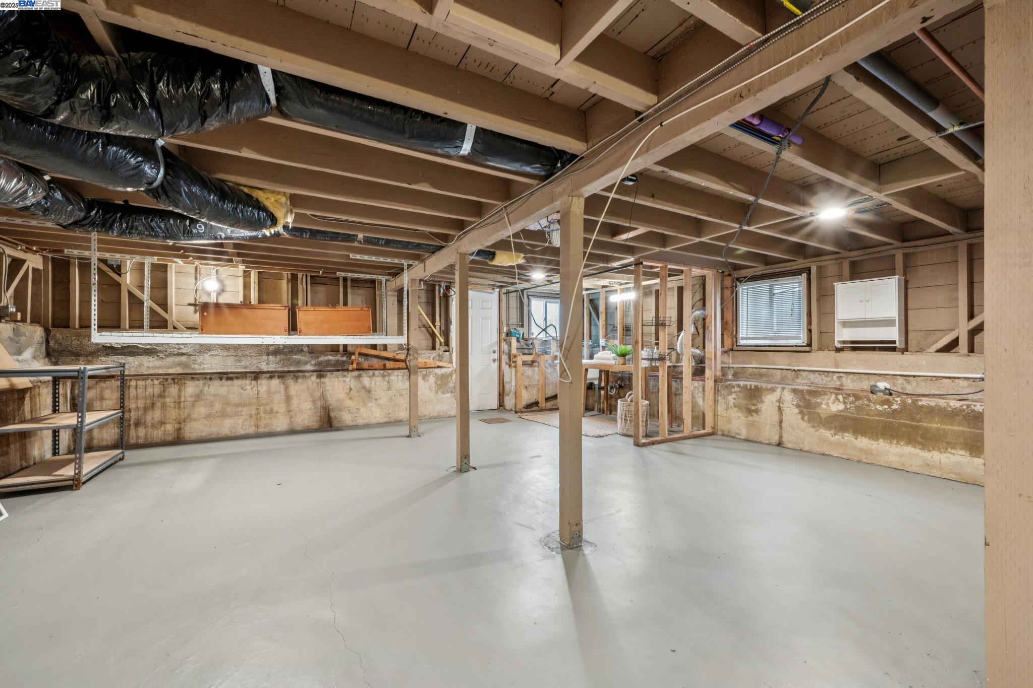 Detail Gallery Image 31 of 40 For 3764 35th Avenue, Oakland,  CA 94619 - 2 Beds | 1 Baths