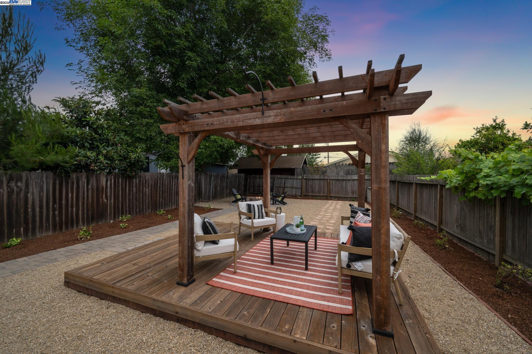 Detail Gallery Image 37 of 40 For 3764 35th Avenue, Oakland,  CA 94619 - 2 Beds | 1 Baths