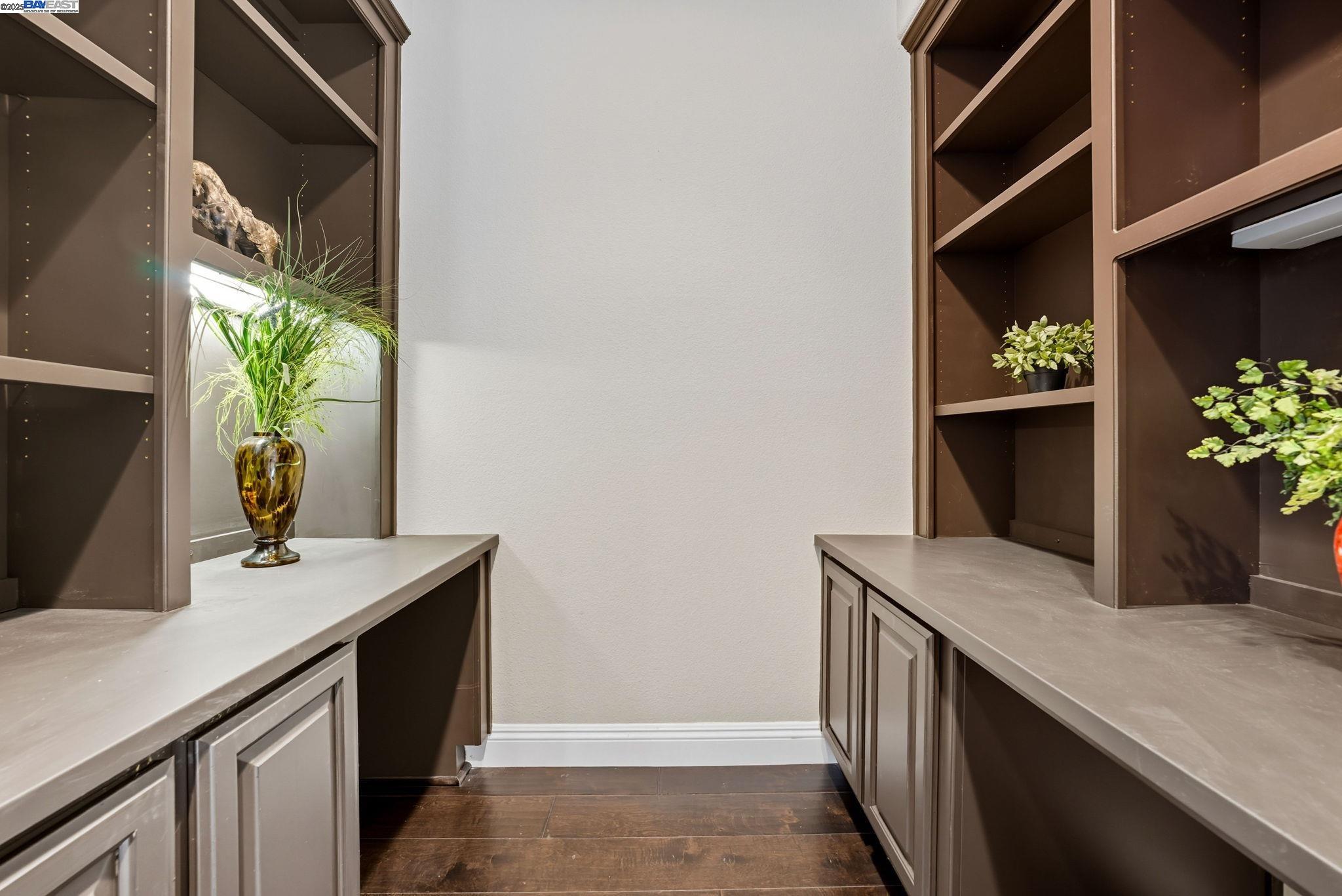 Detail Gallery Image 43 of 57 For 2772 San Minete Dr, Livermore,  CA 94550 - 5 Beds | 3/1 Baths