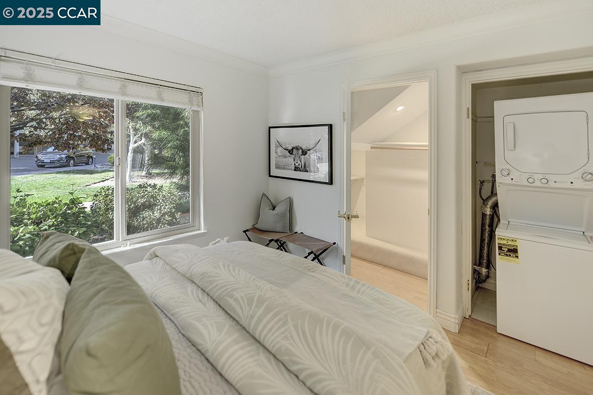 Detail Gallery Image 22 of 58 For 2001 Skycrest Dr #4,  Walnut Creek,  CA 94595 - 3 Beds | 2/1 Baths