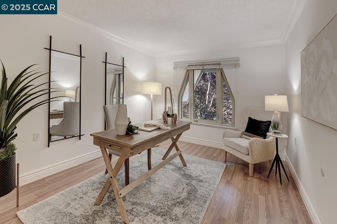 Detail Gallery Image 39 of 58 For 2001 Skycrest Dr #4,  Walnut Creek,  CA 94595 - 3 Beds | 2/1 Baths