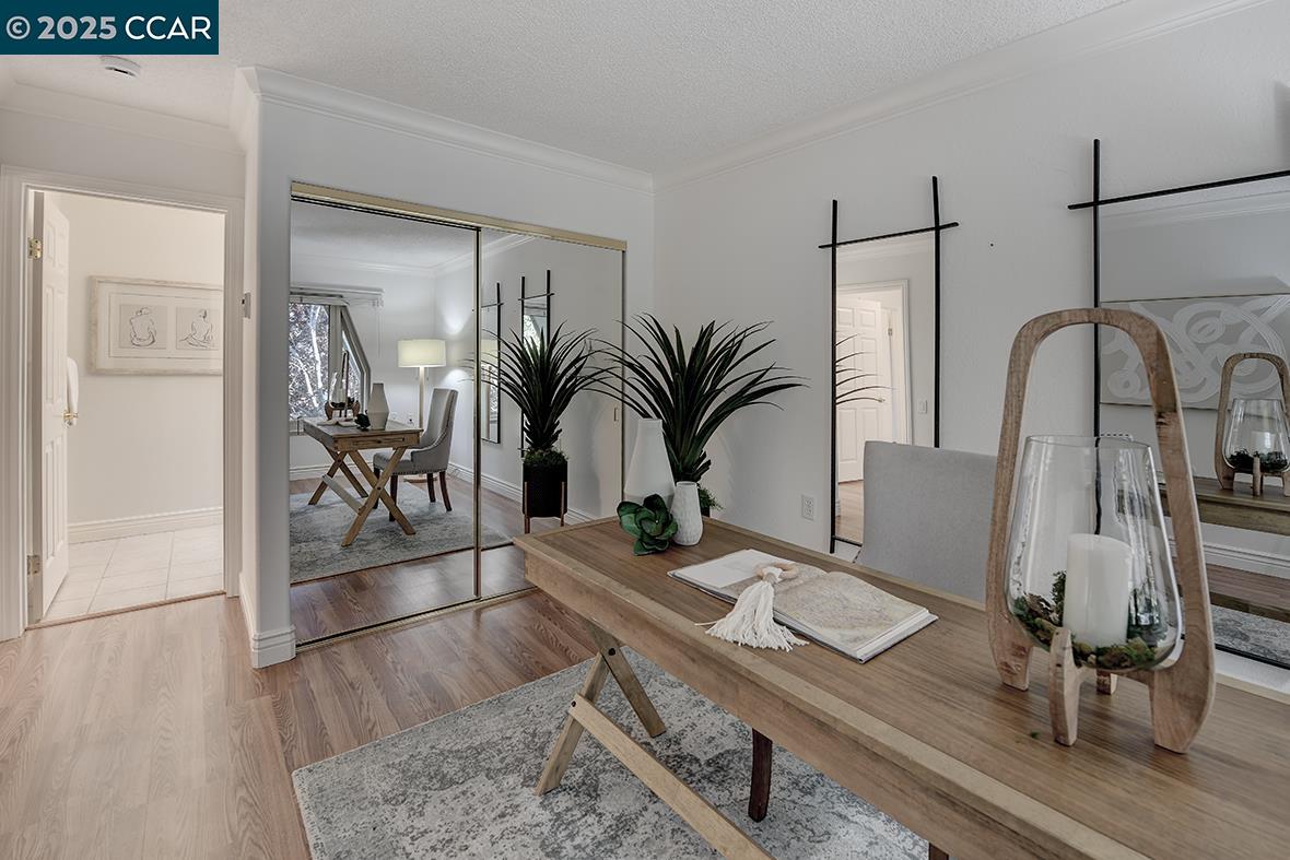 Detail Gallery Image 41 of 58 For 2001 Skycrest Dr #4,  Walnut Creek,  CA 94595 - 3 Beds | 2/1 Baths