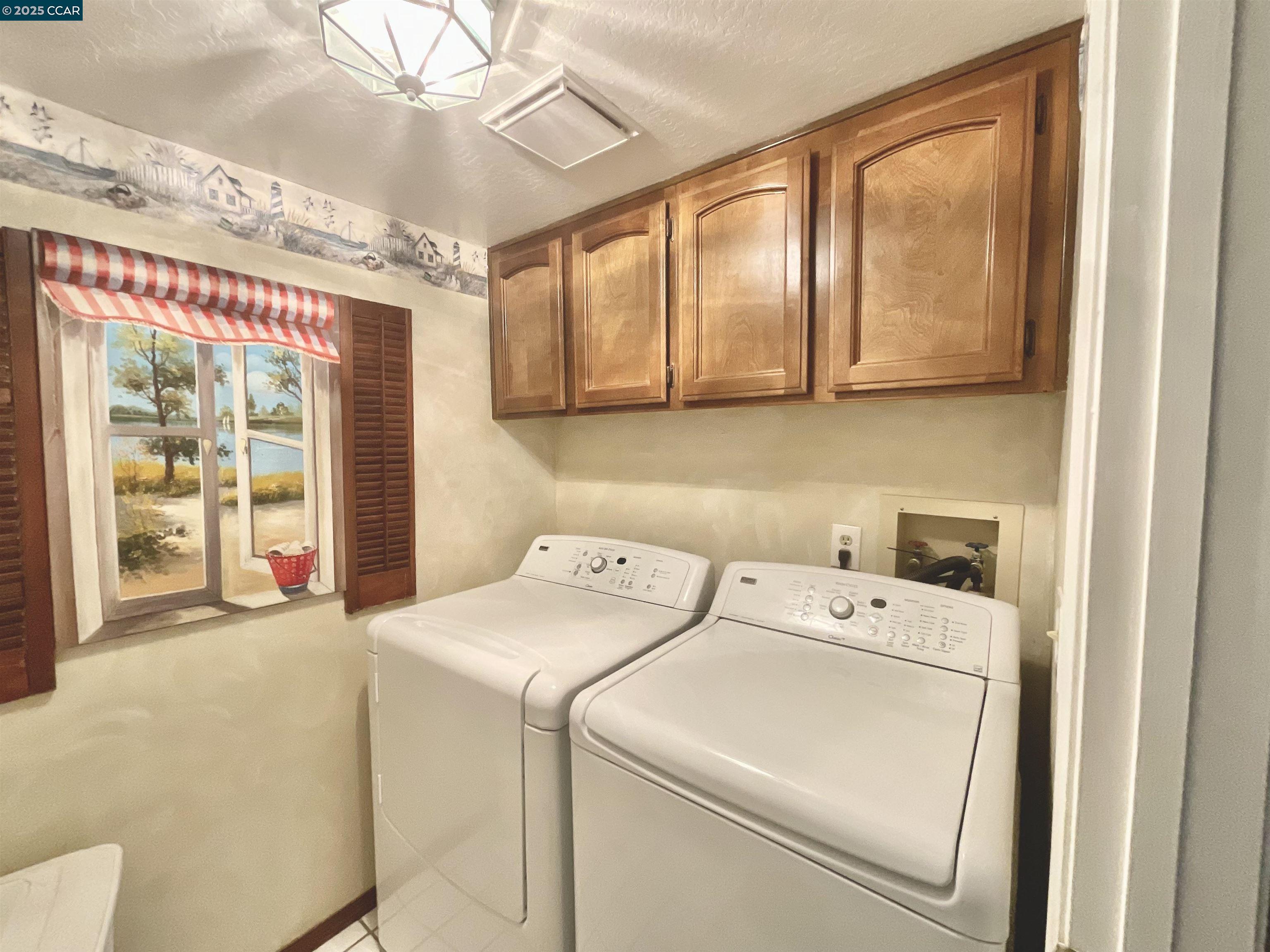 Detail Gallery Image 31 of 60 For 403 Gerald Court, Benicia,  CA 94510 - 4 Beds | 3 Baths