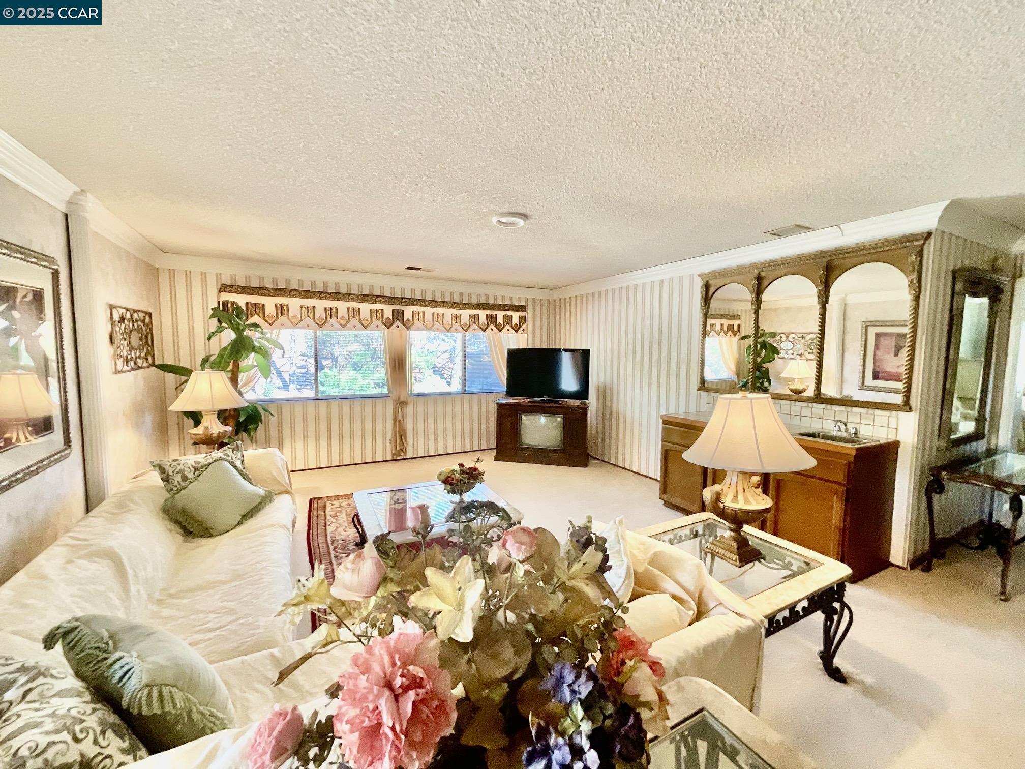 Detail Gallery Image 34 of 60 For 403 Gerald Court, Benicia,  CA 94510 - 4 Beds | 3 Baths