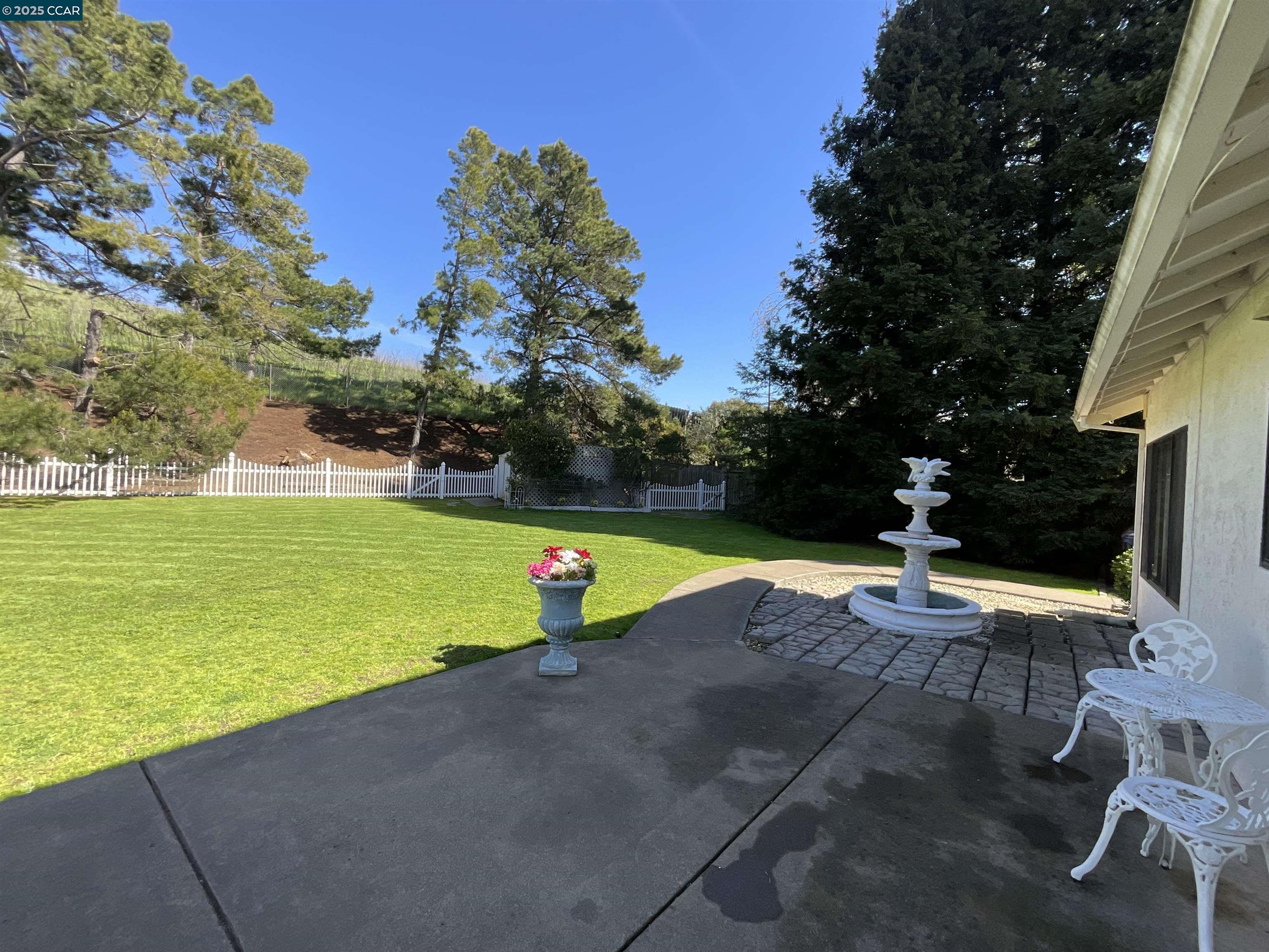 Detail Gallery Image 52 of 60 For 403 Gerald Court, Benicia,  CA 94510 - 4 Beds | 3 Baths