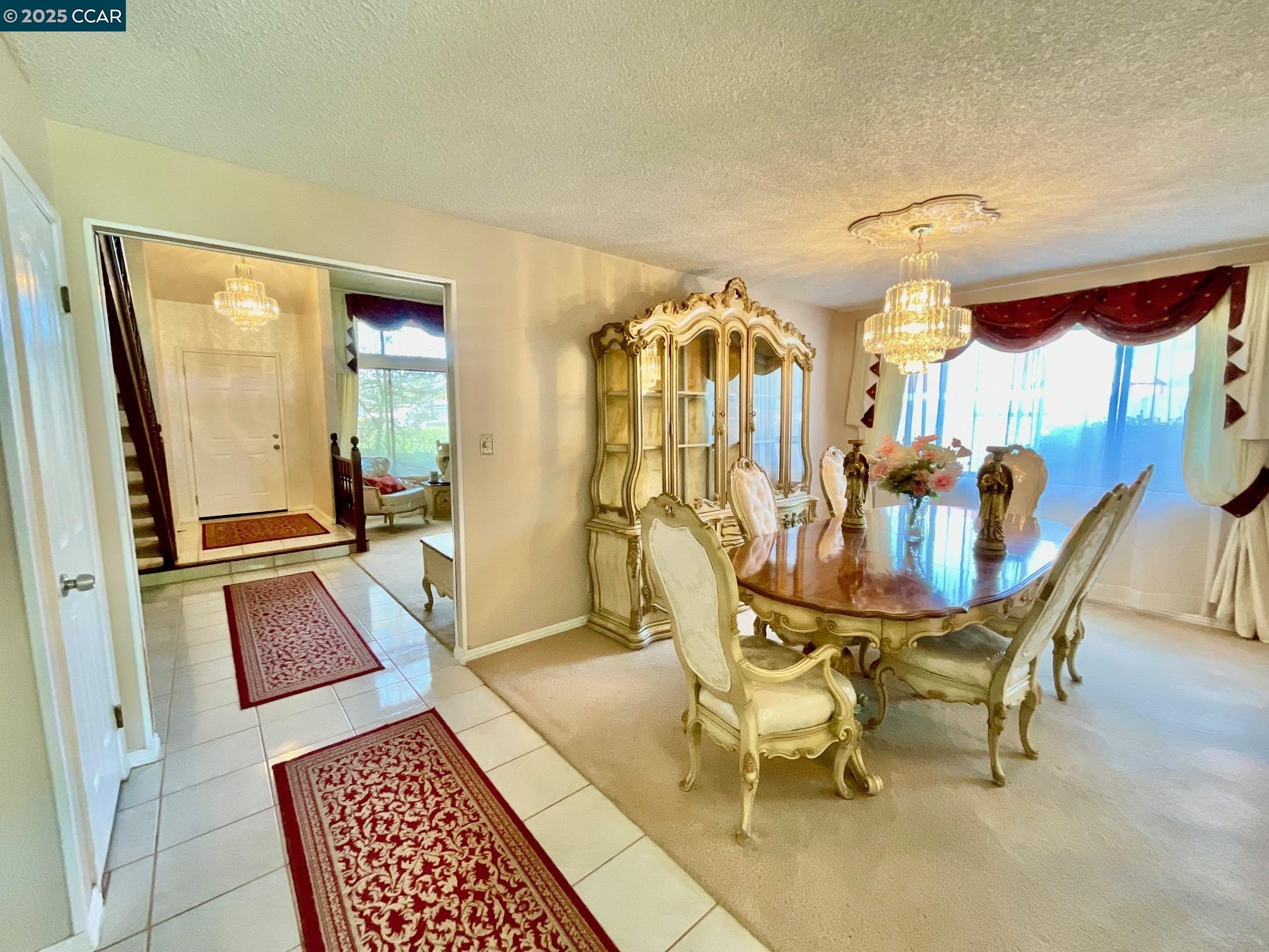 Detail Gallery Image 10 of 60 For 403 Gerald Court, Benicia,  CA 94510 - 4 Beds | 3 Baths