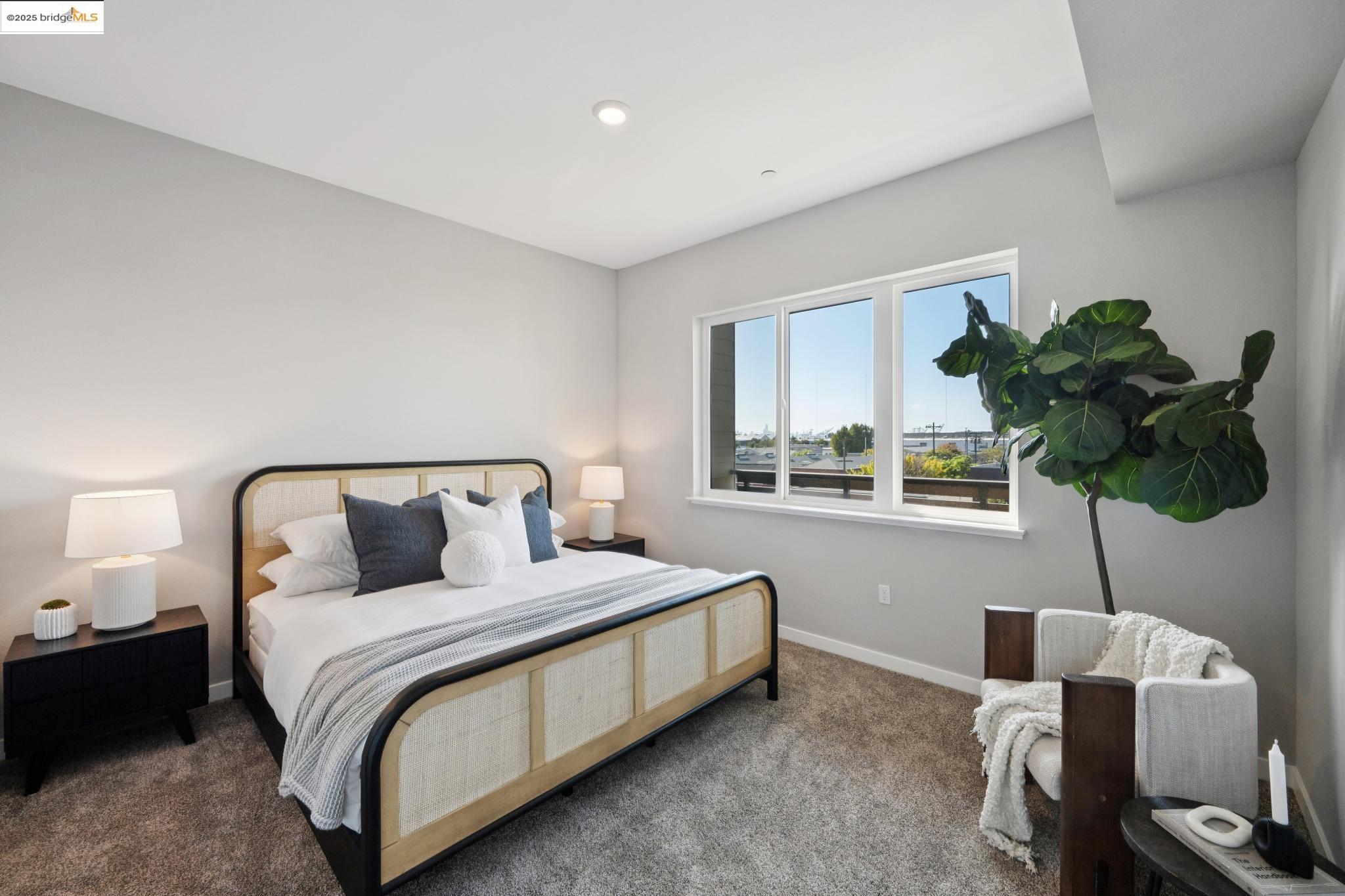 Detail Gallery Image 14 of 26 For 2400 Adeline St #405,  Oakland,  CA 94607 - 1 Beds | 1 Baths