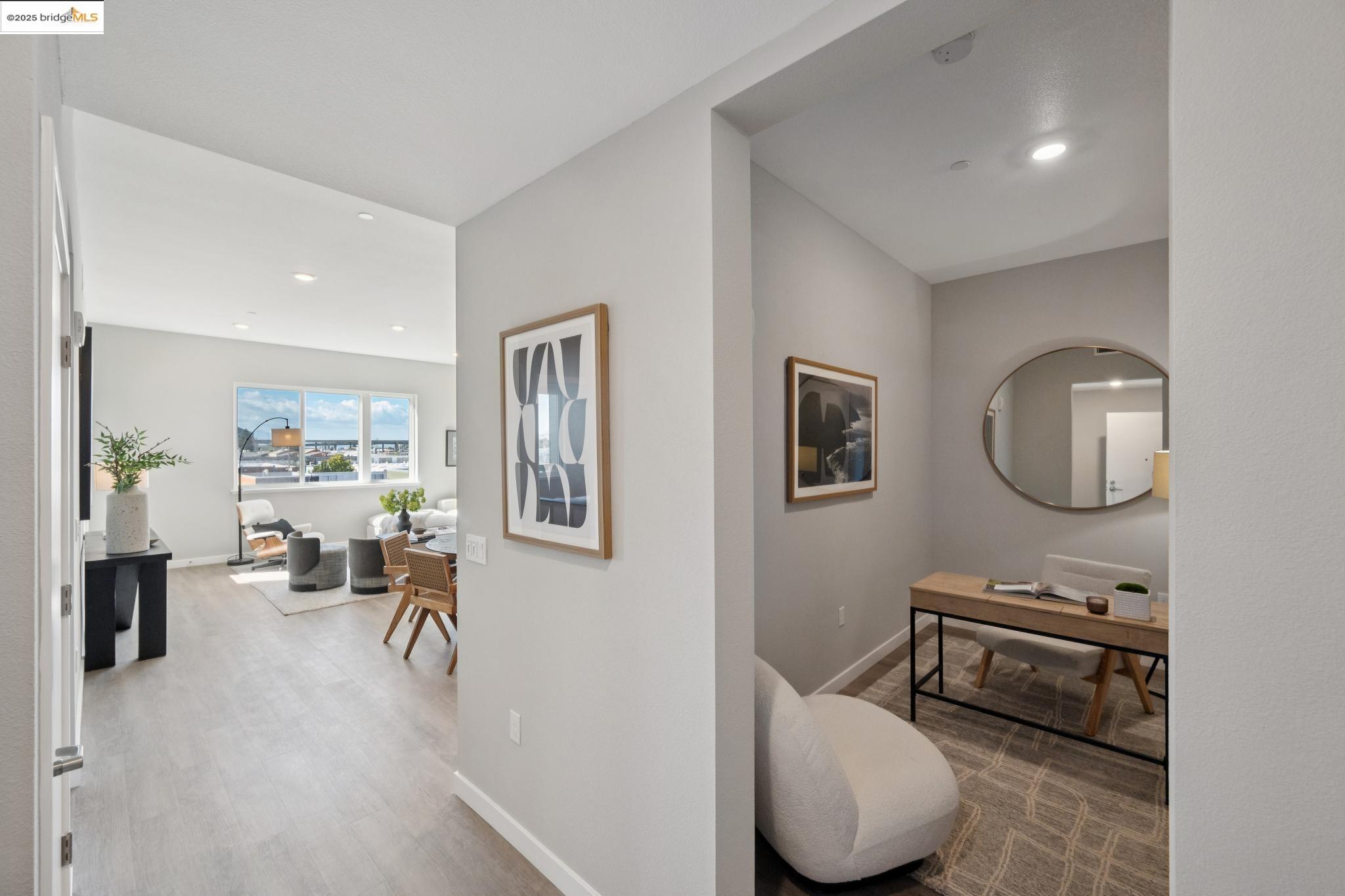 Detail Gallery Image 6 of 26 For 2400 Adeline St #405,  Oakland,  CA 94607 - 1 Beds | 1 Baths