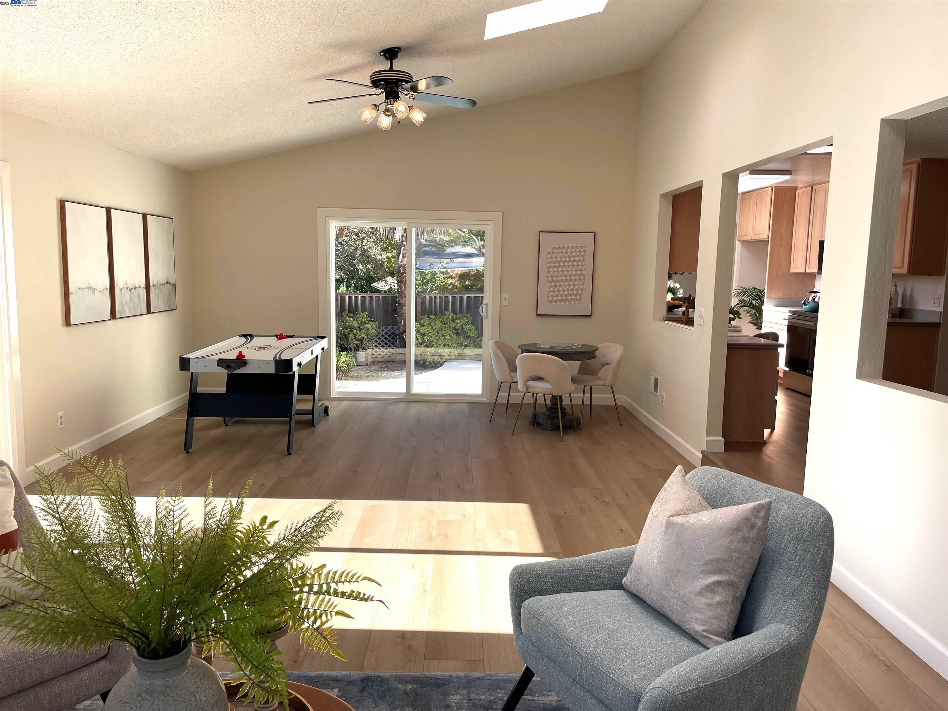 Detail Gallery Image 12 of 28 For 41997 via San Gabriel, Fremont,  CA 94539 - 4 Beds | 2/1 Baths