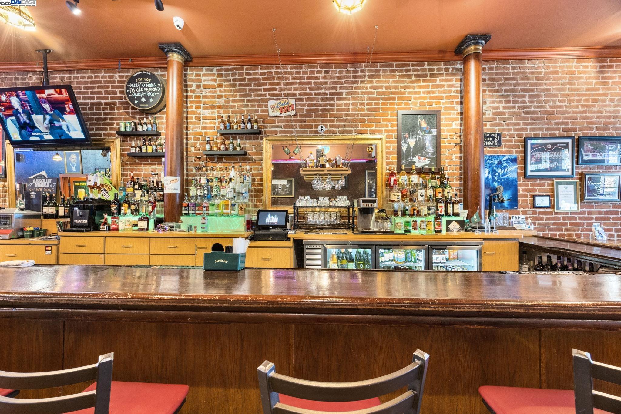 Detail Gallery Image 15 of 60 For 22519 Main St, Hayward,  CA 94541 - – Beds | – Baths