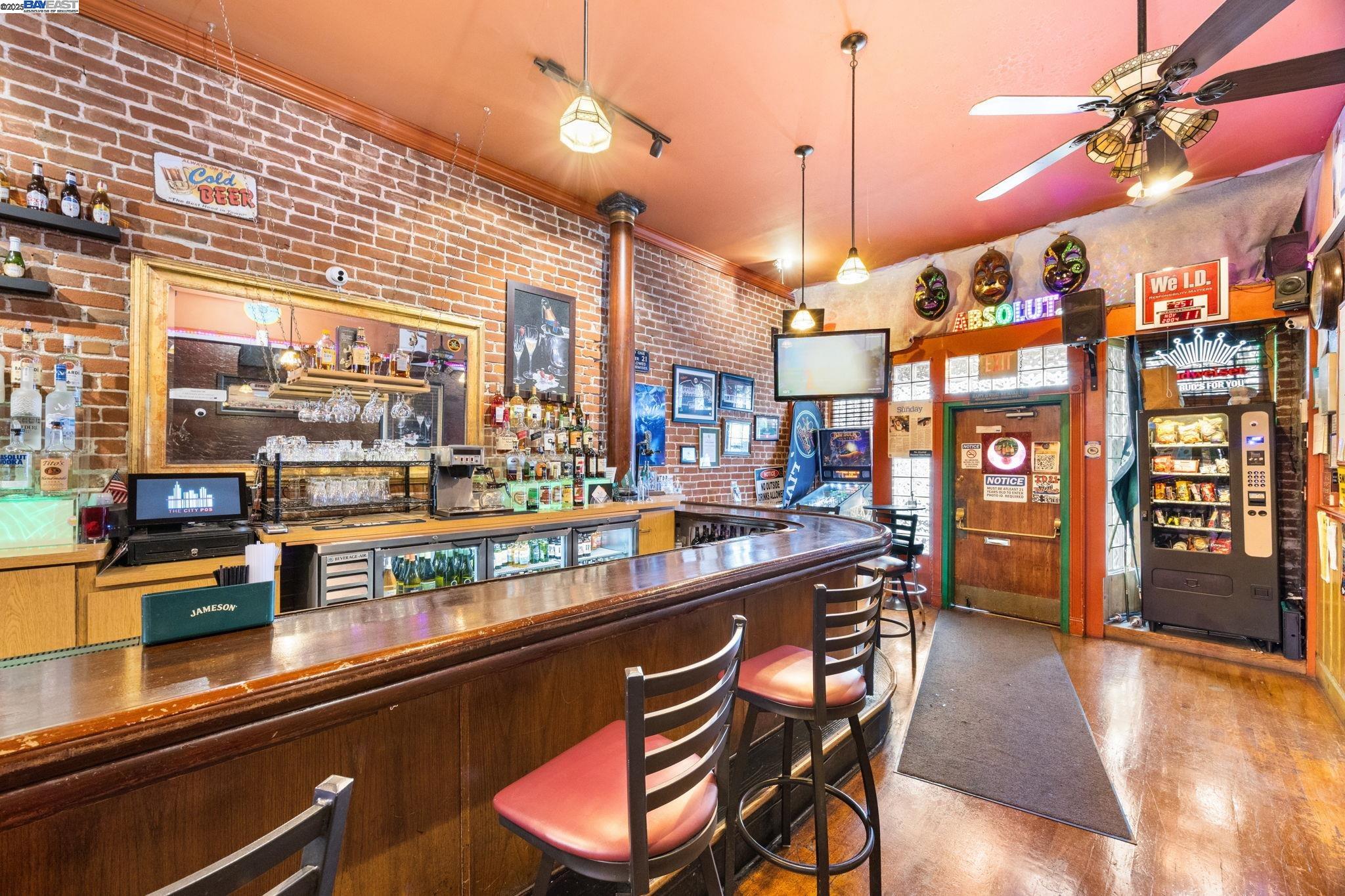 Detail Gallery Image 16 of 60 For 22519 Main St, Hayward,  CA 94541 - – Beds | – Baths