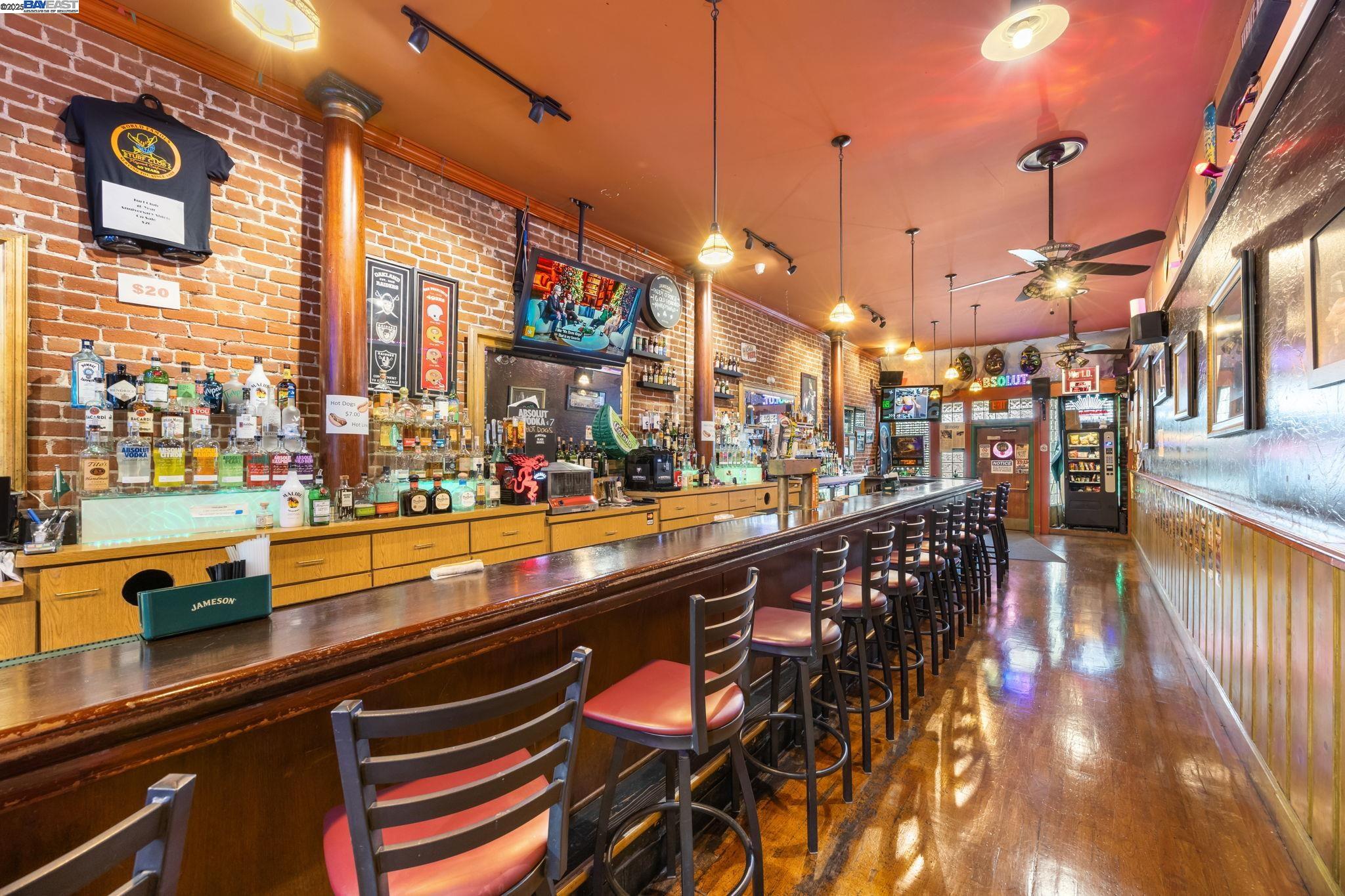 Detail Gallery Image 17 of 60 For 22519 Main St, Hayward,  CA 94541 - – Beds | – Baths