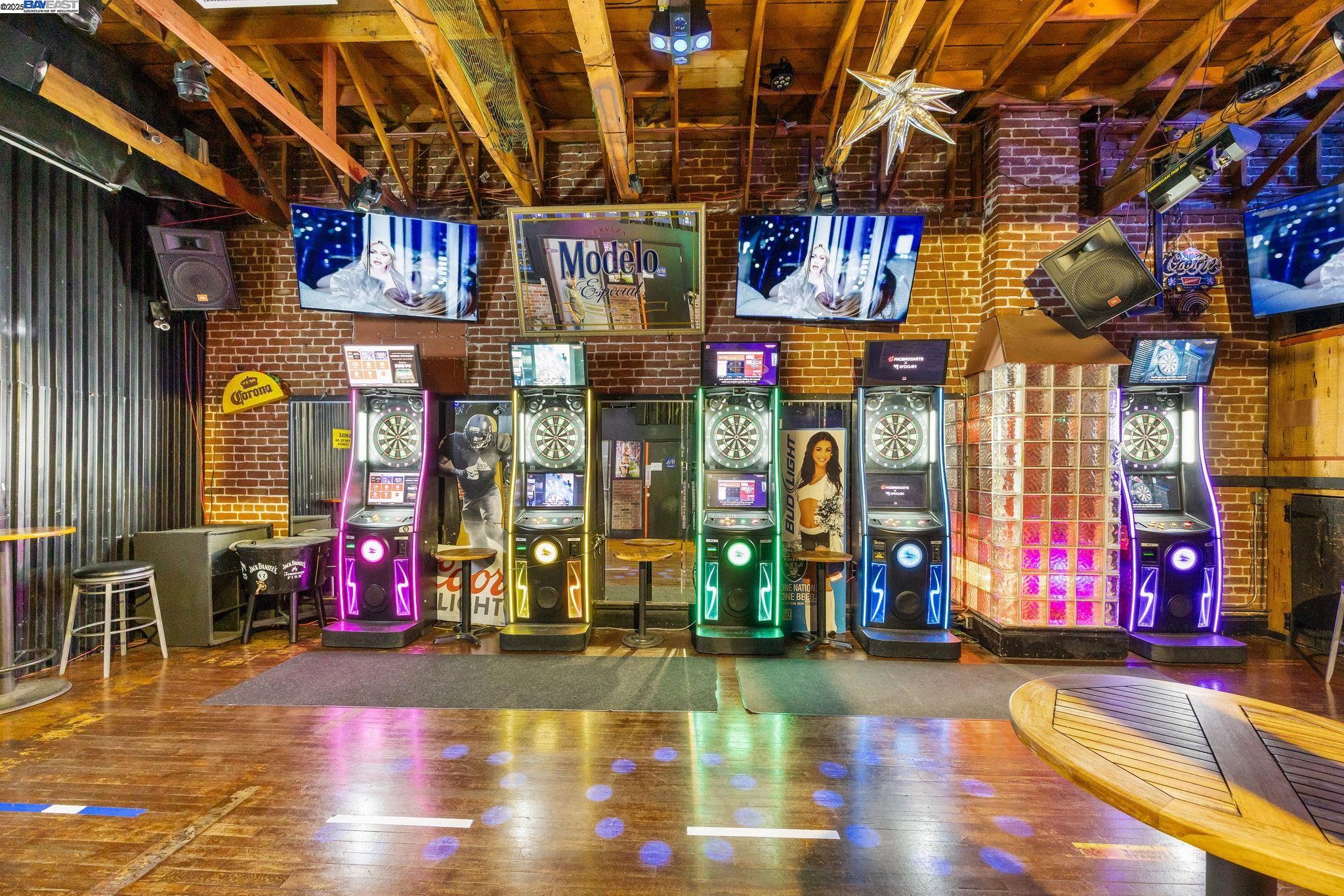 Detail Gallery Image 6 of 60 For 22519 Main St, Hayward,  CA 94541 - – Beds | – Baths