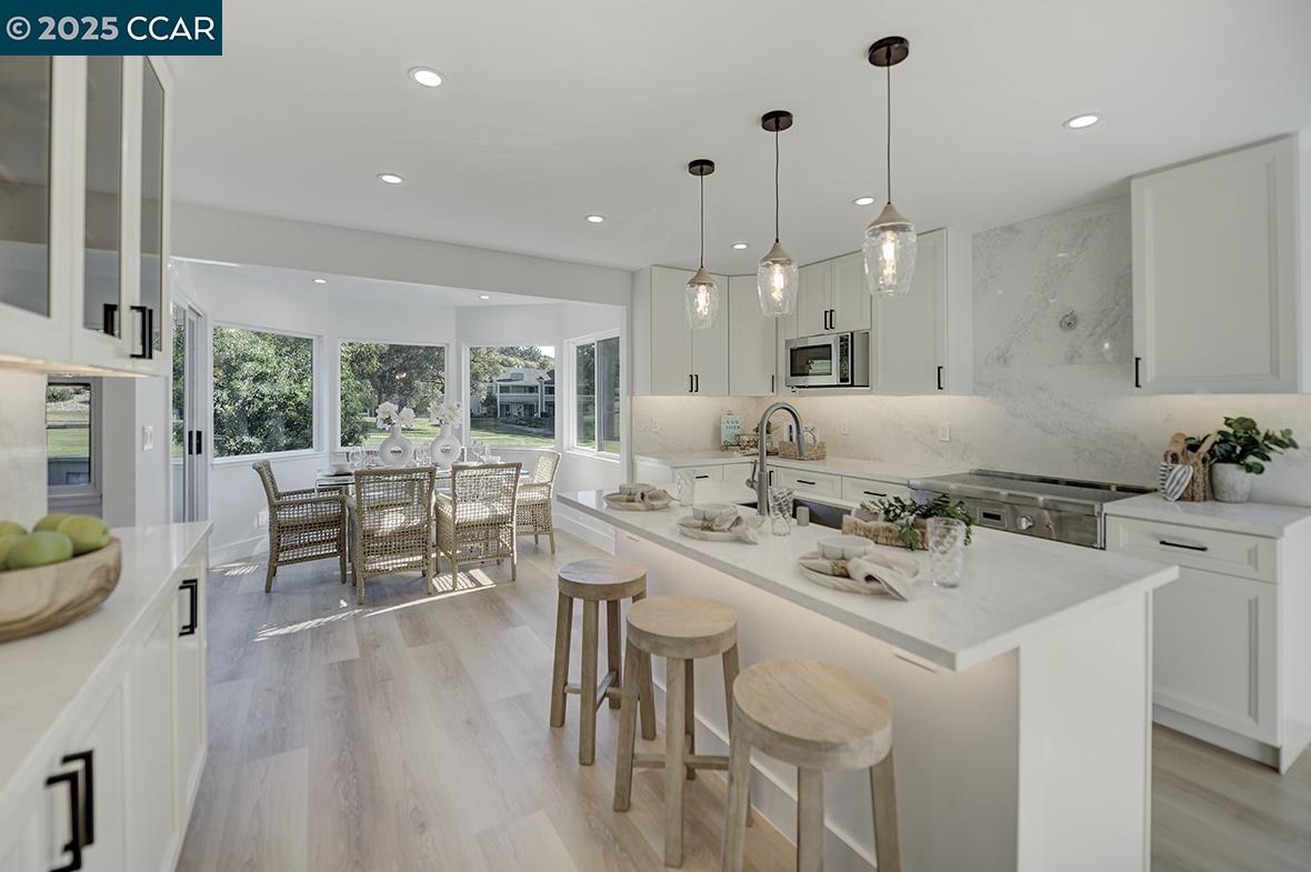 Detail Gallery Image 2 of 59 For 618 Terra California Dr #3,  Walnut Creek,  CA 94595 - 2 Beds | 2 Baths