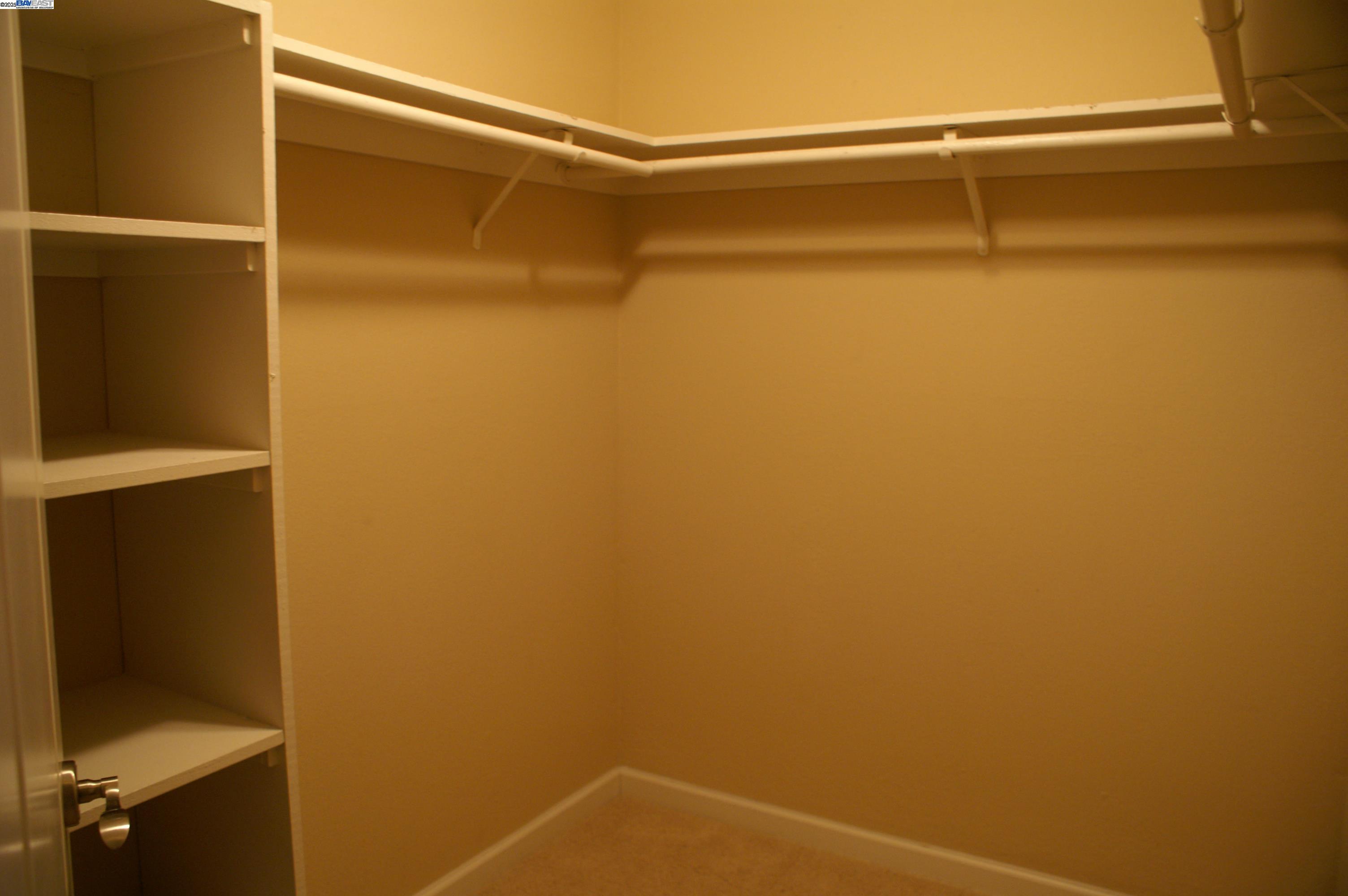 Detail Gallery Image 7 of 8 For 3300 Red Cedar Terrace, Fremont,  CA 94536 - 2 Beds | 2 Baths