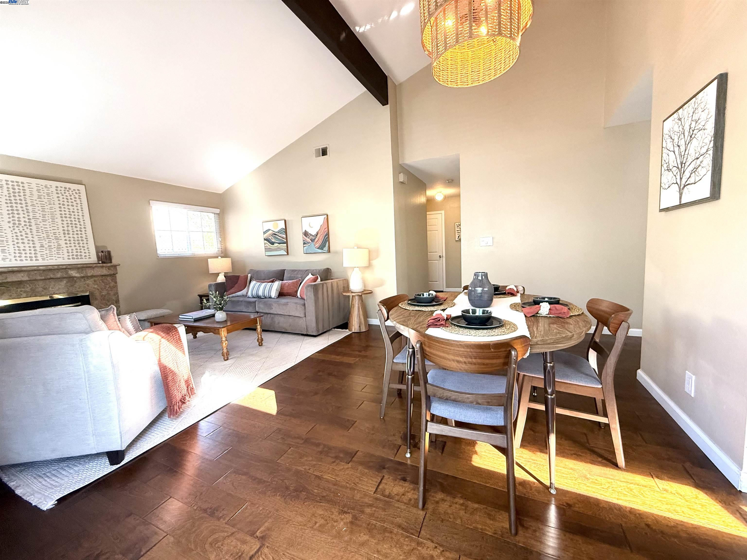 Detail Gallery Image 14 of 48 For 250 Jacaranda Dr, Hayward,  CA 94544 - 3 Beds | 2 Baths