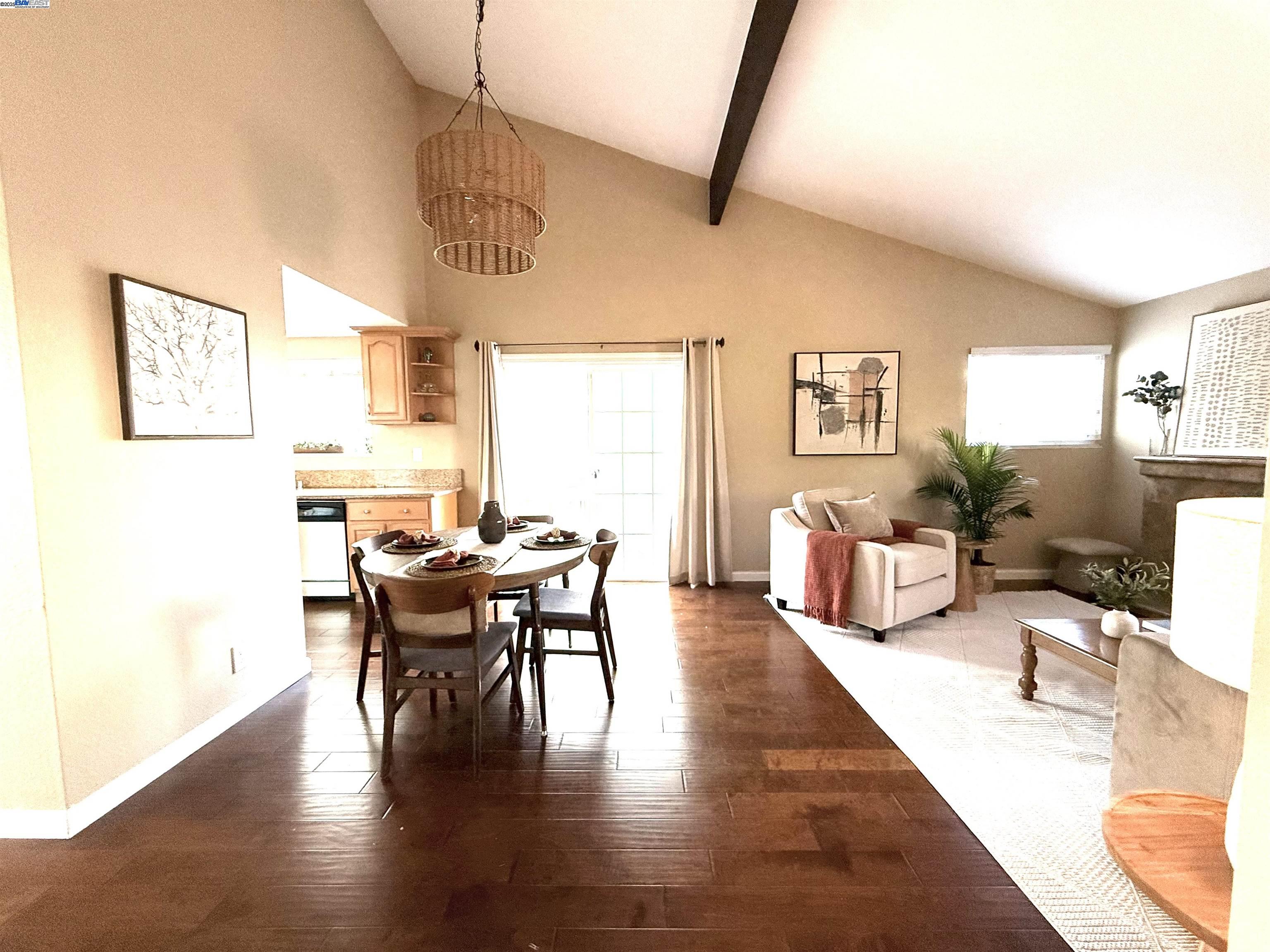 Detail Gallery Image 4 of 48 For 250 Jacaranda Dr, Hayward,  CA 94544 - 3 Beds | 2 Baths