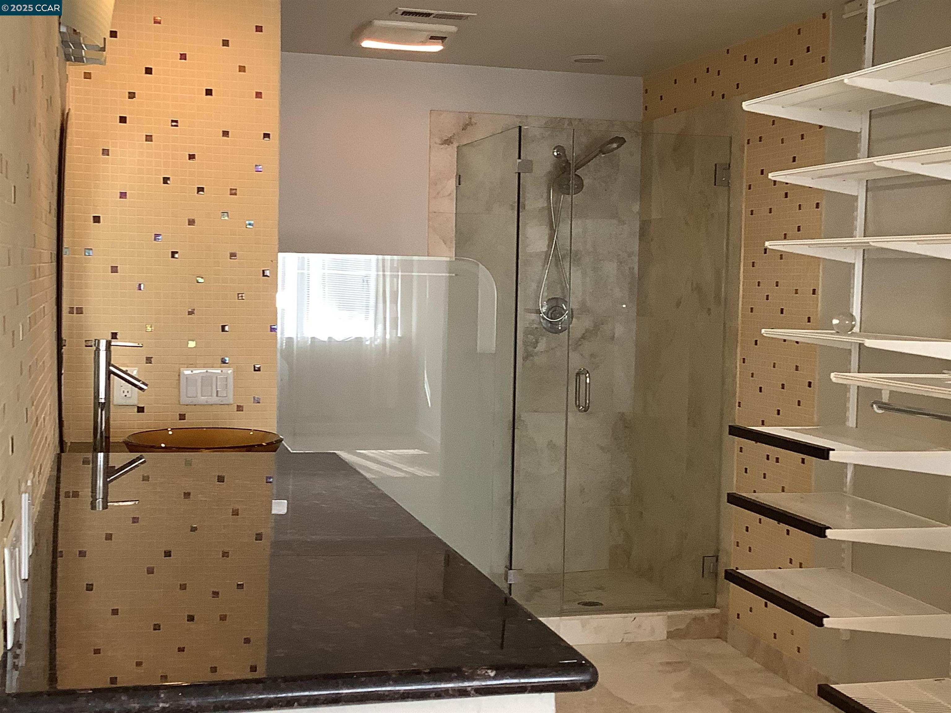 Detail Gallery Image 12 of 23 For 5080 Valley Crest Dr #32,  Concord,  CA 94521 - 2 Beds | 2 Baths