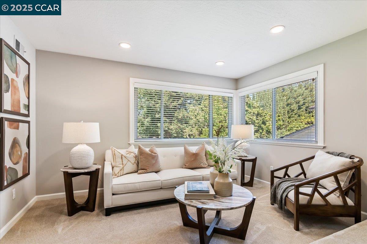 Detail Gallery Image 18 of 43 For 587 El Capitan Dr, Danville,  CA 94526 - 5 Beds | 3 Baths