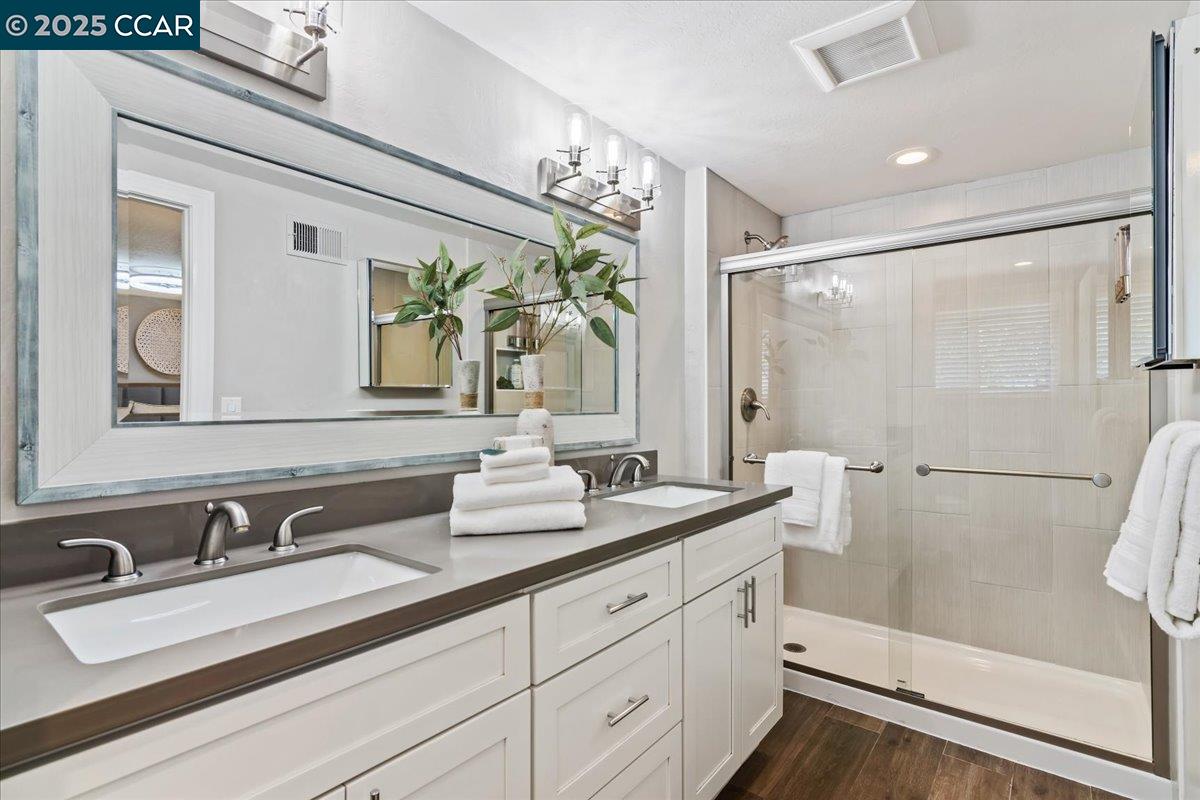 Detail Gallery Image 19 of 43 For 587 El Capitan Dr, Danville,  CA 94526 - 5 Beds | 3 Baths