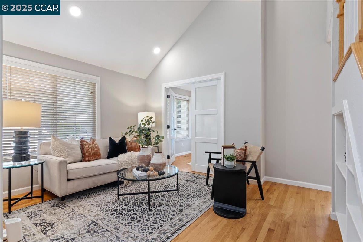 Detail Gallery Image 26 of 43 For 587 El Capitan Dr, Danville,  CA 94526 - 5 Beds | 3 Baths