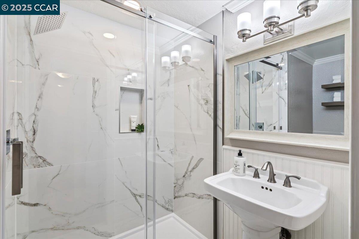 Detail Gallery Image 29 of 43 For 587 El Capitan Dr, Danville,  CA 94526 - 5 Beds | 3 Baths