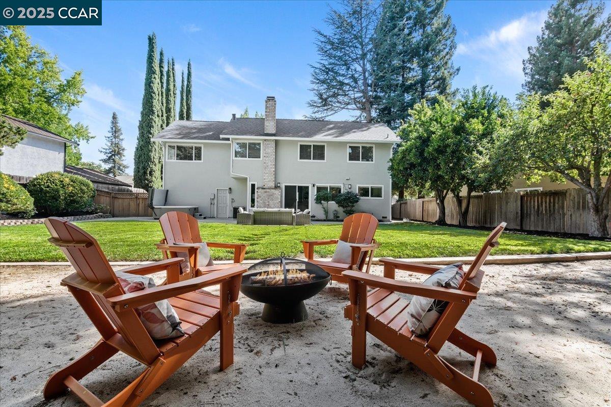 Detail Gallery Image 31 of 43 For 587 El Capitan Dr, Danville,  CA 94526 - 5 Beds | 3 Baths