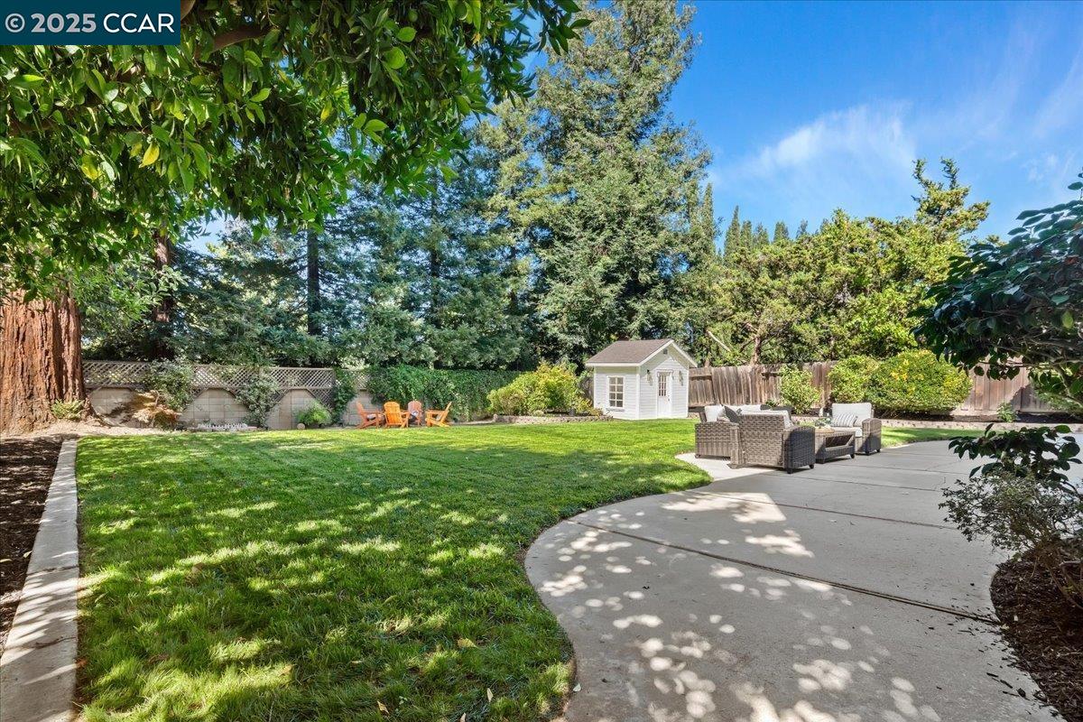 Detail Gallery Image 34 of 43 For 587 El Capitan Dr, Danville,  CA 94526 - 5 Beds | 3 Baths