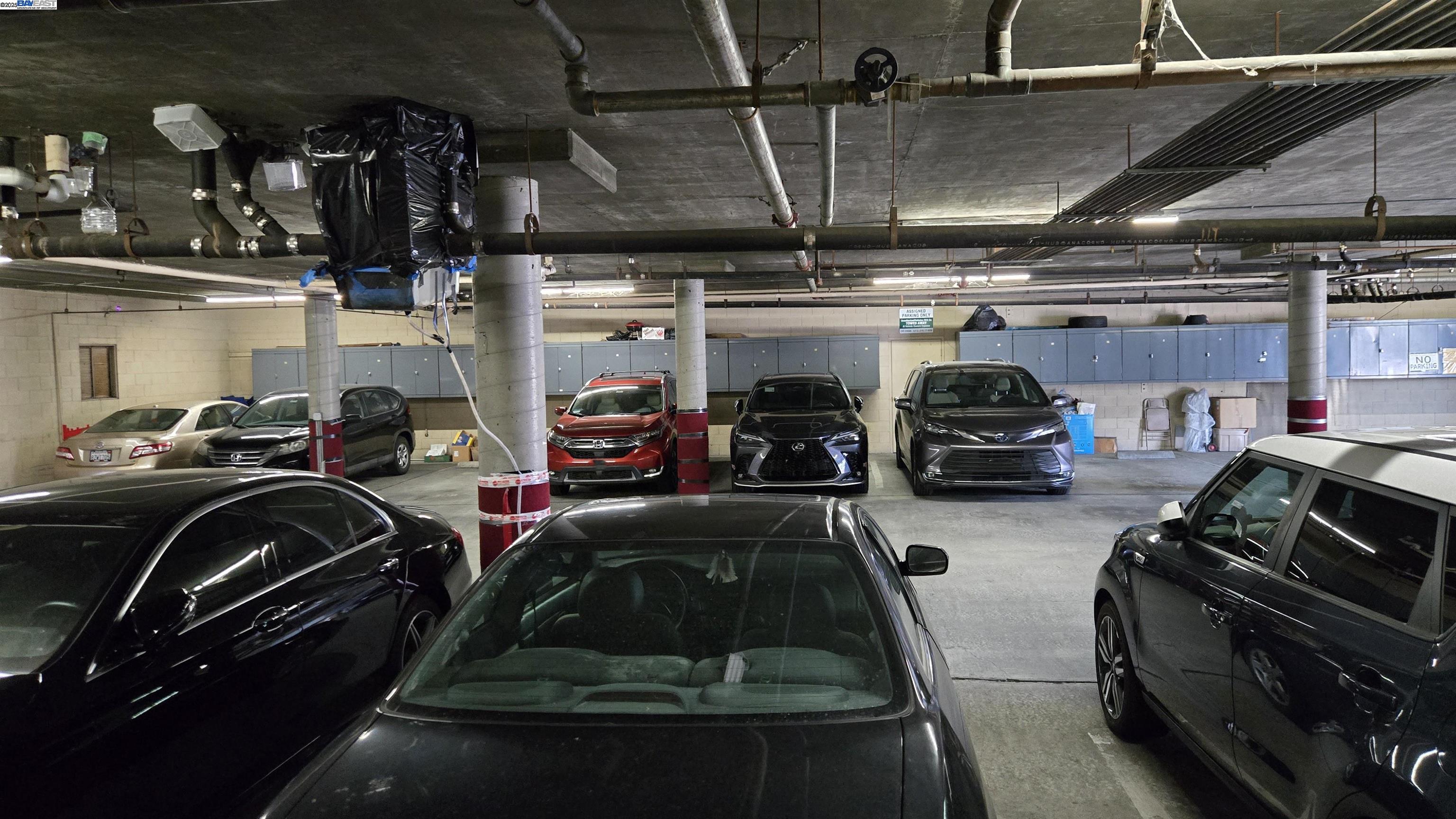 Detail Gallery Image 5 of 14 For 165 7th St #204,  Oakland,  CA 94607 - 2 Beds | 2 Baths