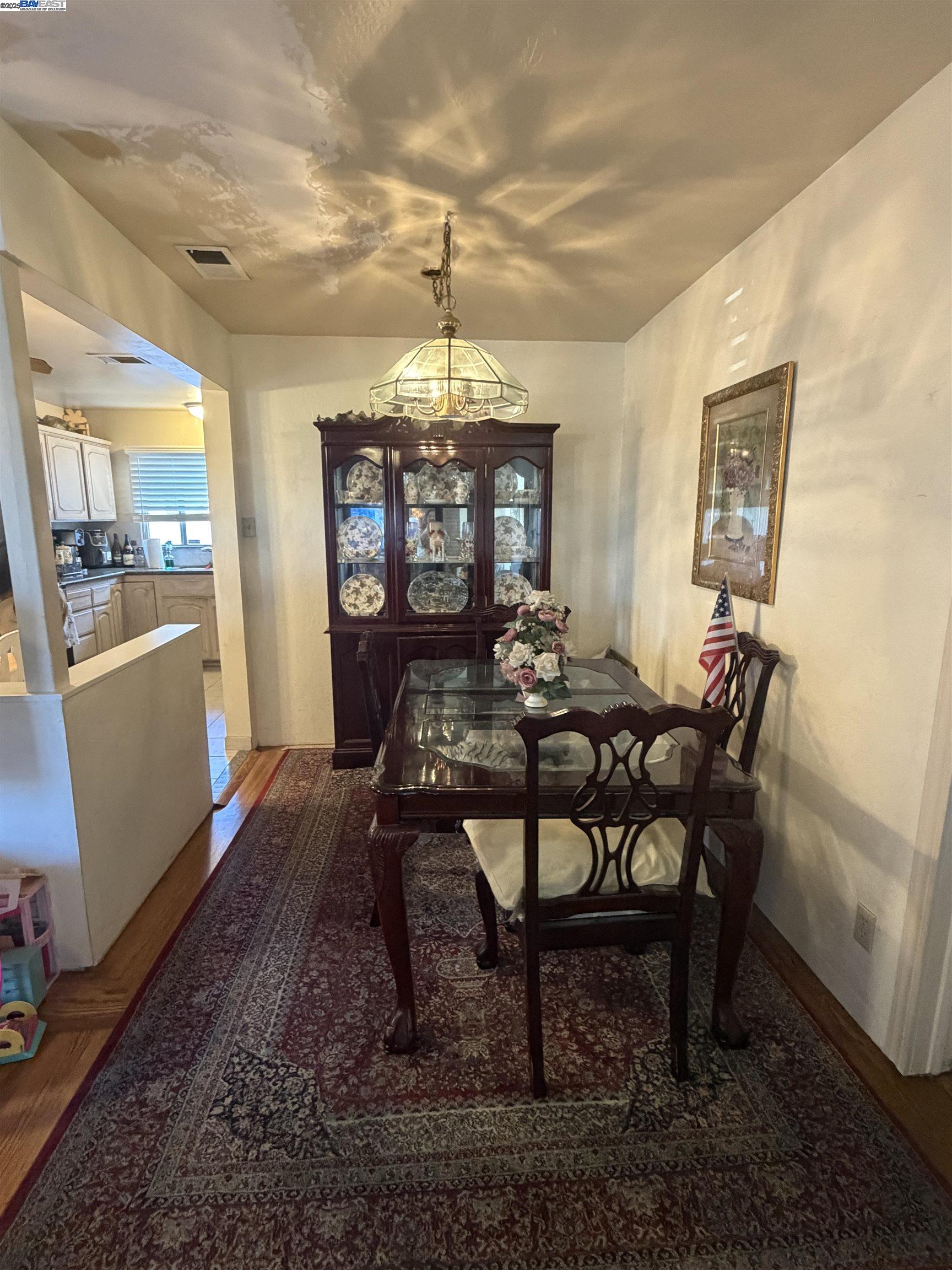 Detail Gallery Image 11 of 31 For 963 Dillo St, San Leandro,  CA 94578 - 3 Beds | 2 Baths