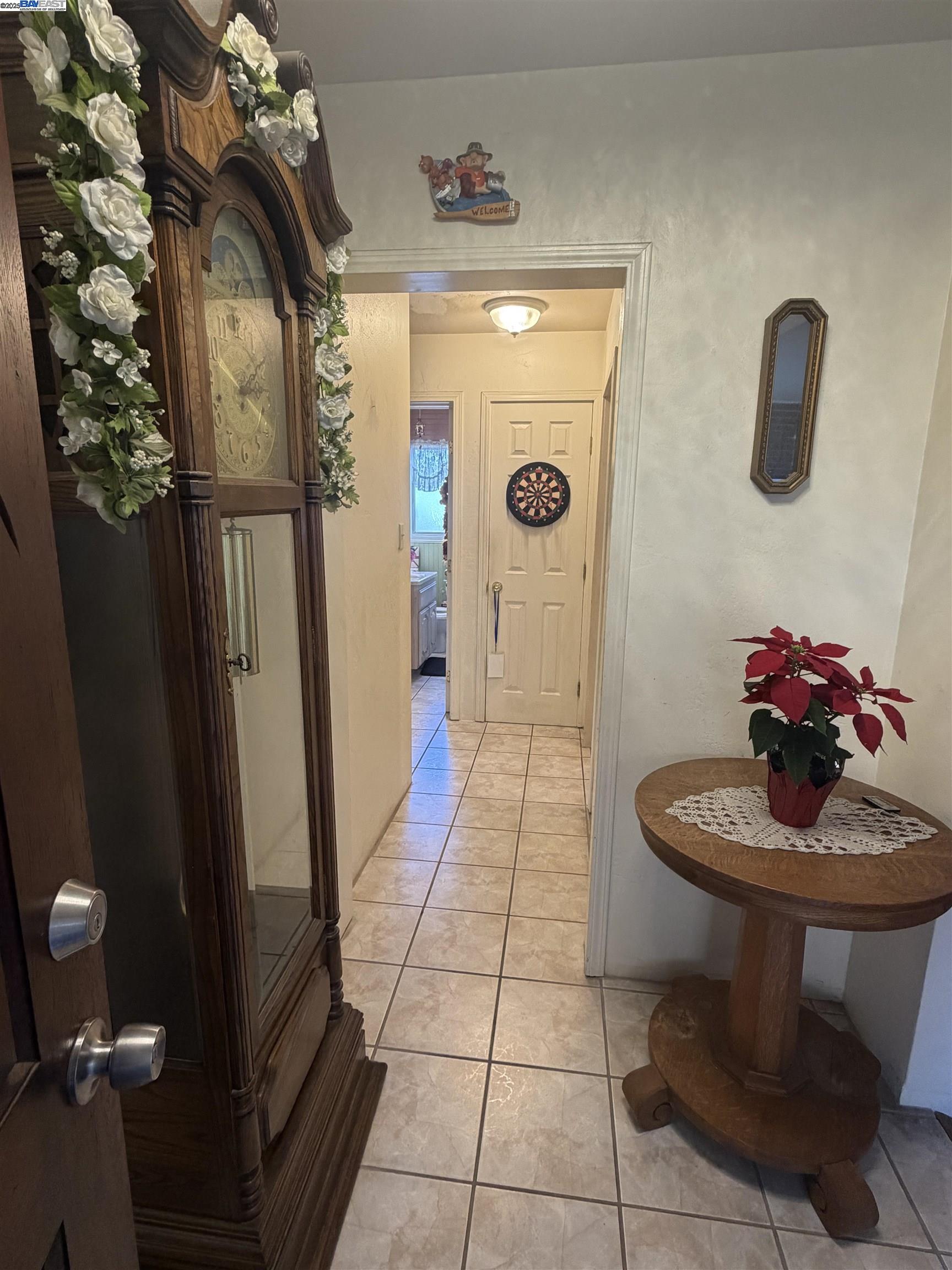 Detail Gallery Image 9 of 31 For 963 Dillo St, San Leandro,  CA 94578 - 3 Beds | 2 Baths