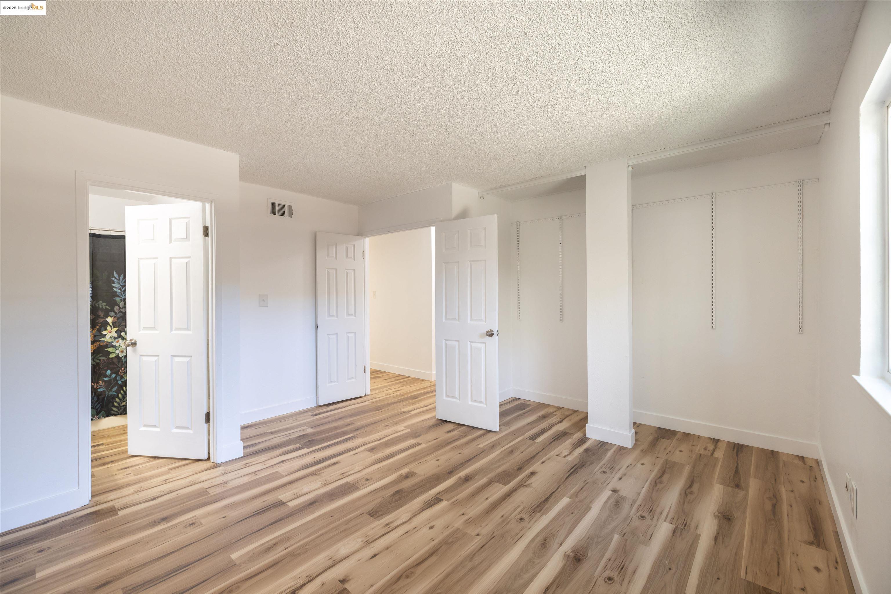 Detail Gallery Image 12 of 59 For 1813 Hanlon Way, Pittsburg,  CA 94565 - 4 Beds | 1/1 Baths