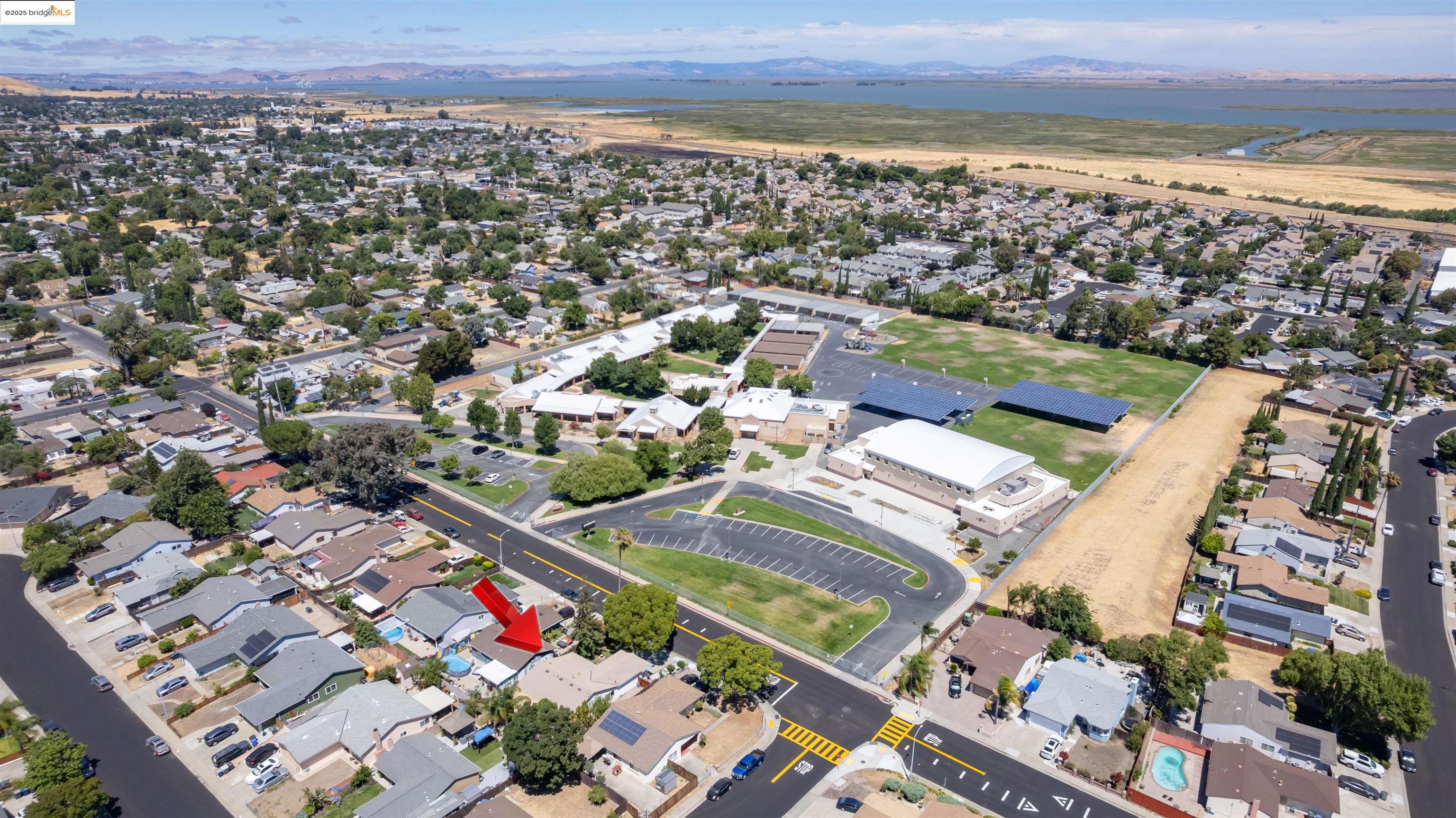 Detail Gallery Image 55 of 59 For 1813 Hanlon Way, Pittsburg,  CA 94565 - 4 Beds | 1/1 Baths