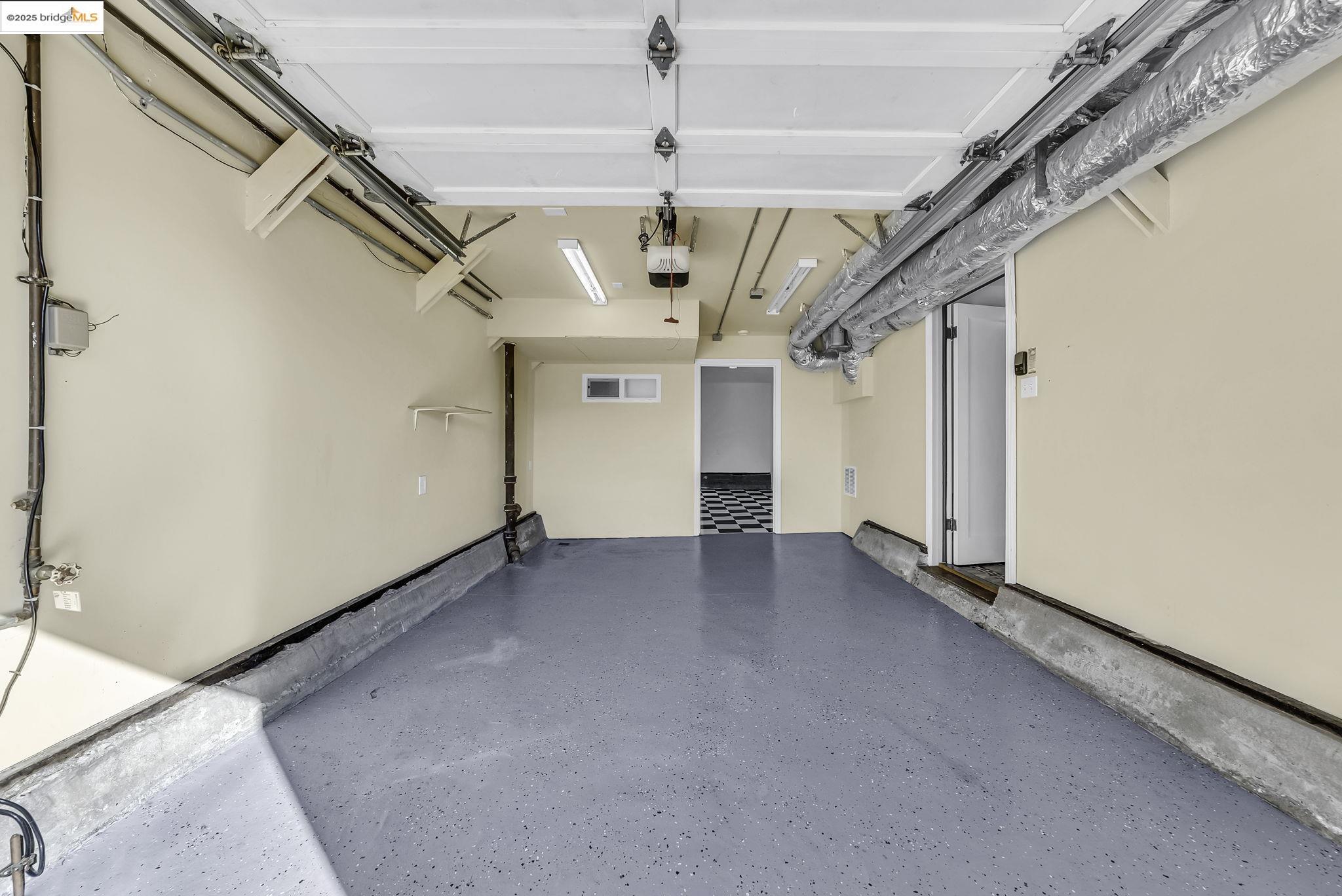 Detail Gallery Image 10 of 18 For 2470 43rd Ave, San Francisco,  CA 94116 - 2 Beds | 1 Baths