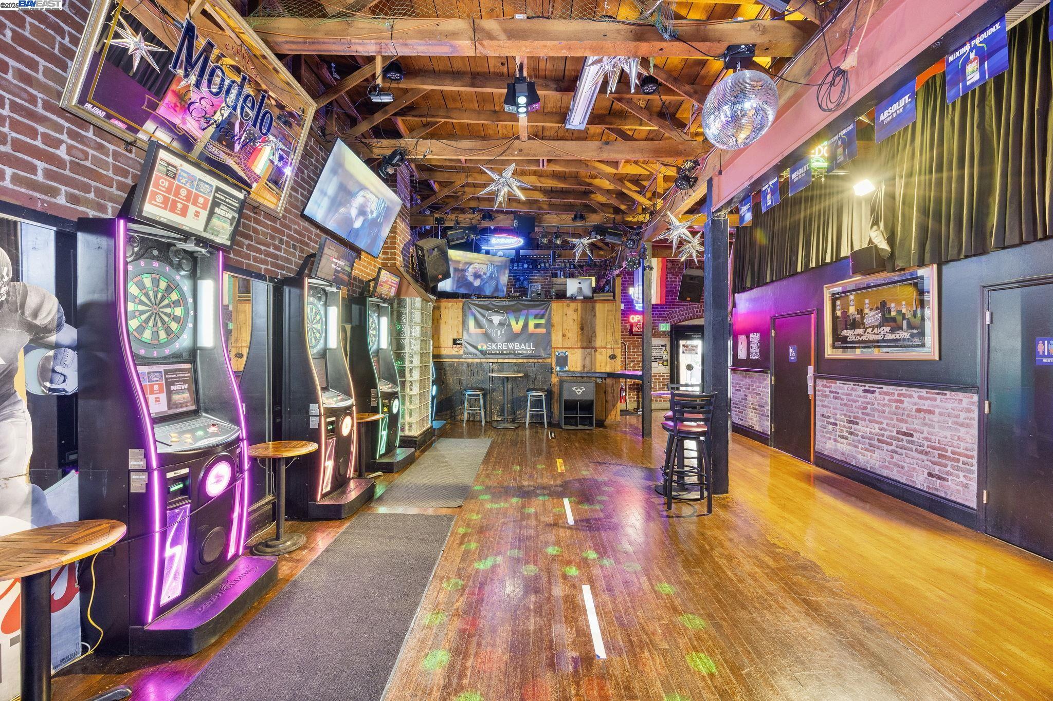 Detail Gallery Image 14 of 54 For 22519 Main St, Hayward,  CA 94541 - – Beds | – Baths