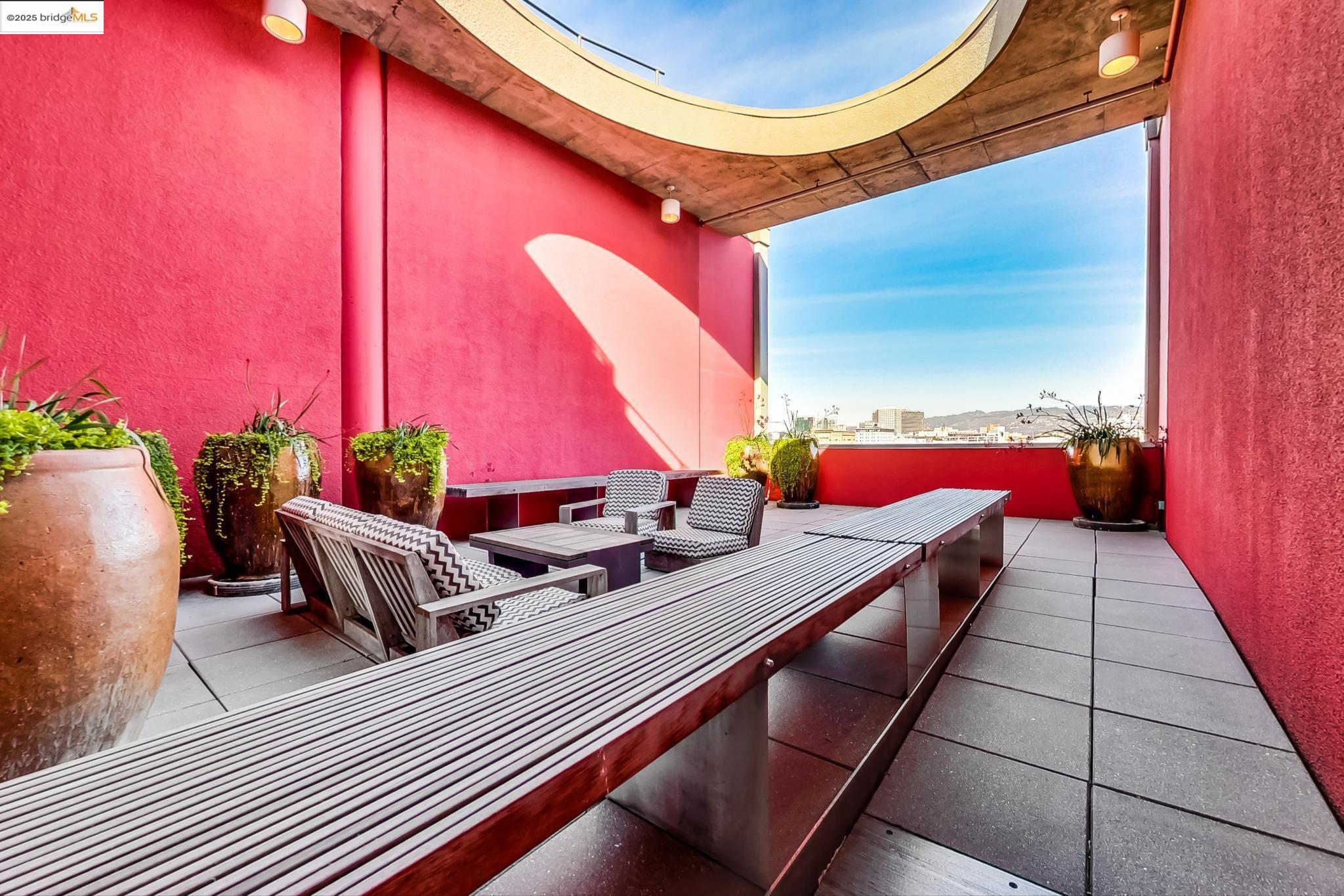 Detail Gallery Image 33 of 37 For 311 Oak St #506,  Oakland,  CA 94607 - 2 Beds | 2 Baths