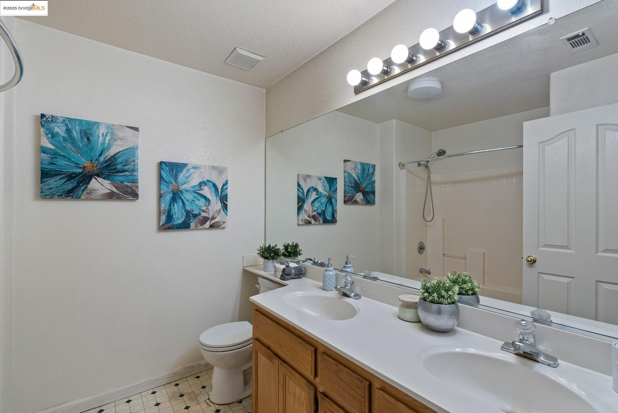 Detail Gallery Image 33 of 50 For 5200 Mohican Way, Antioch,  CA 94531 - 4 Beds | 2 Baths
